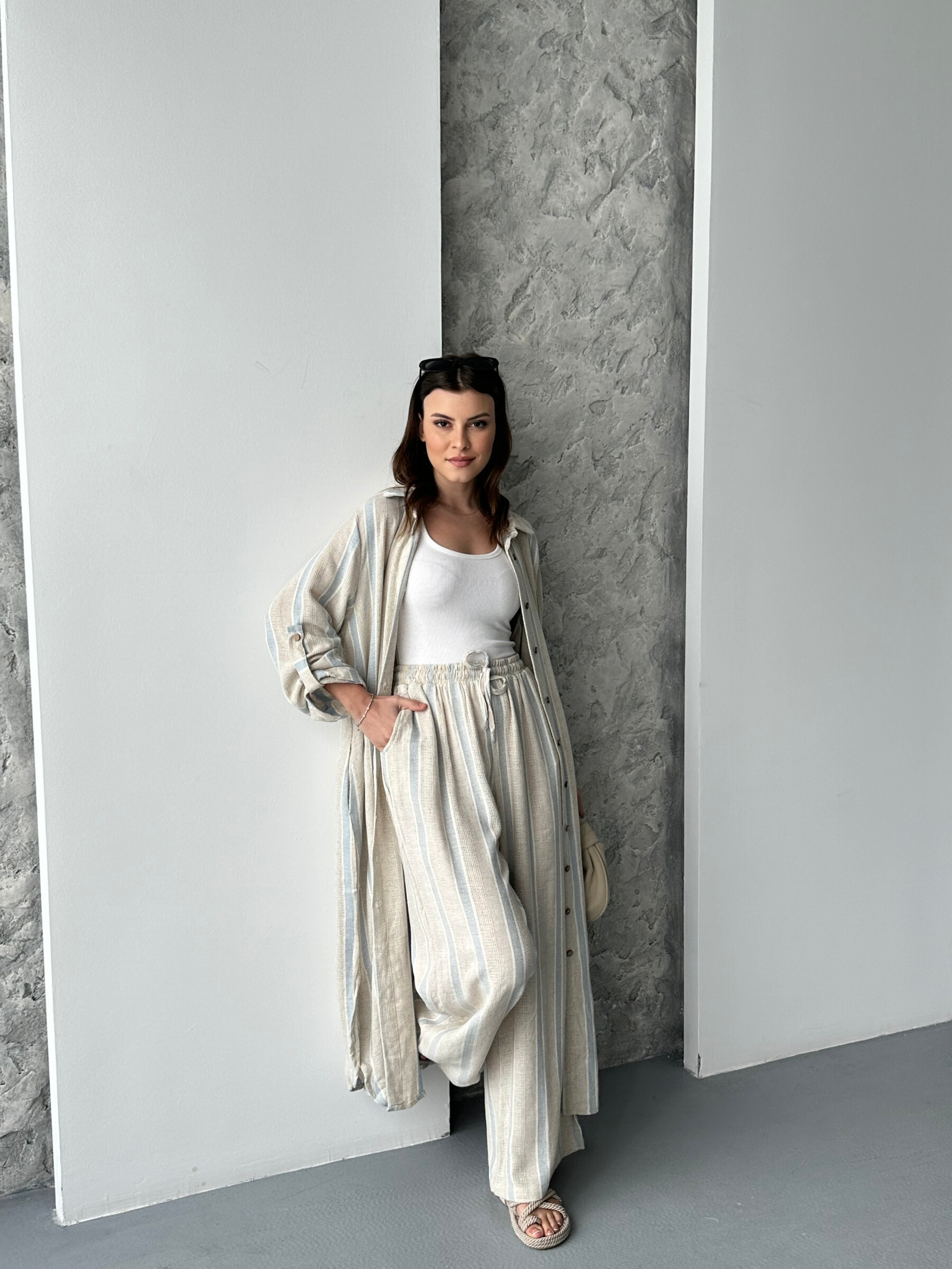Grossiste FENOMEN - Ensemble Chemise Longue & Pantalon Large -Avec Lin - Élégance Décontractée