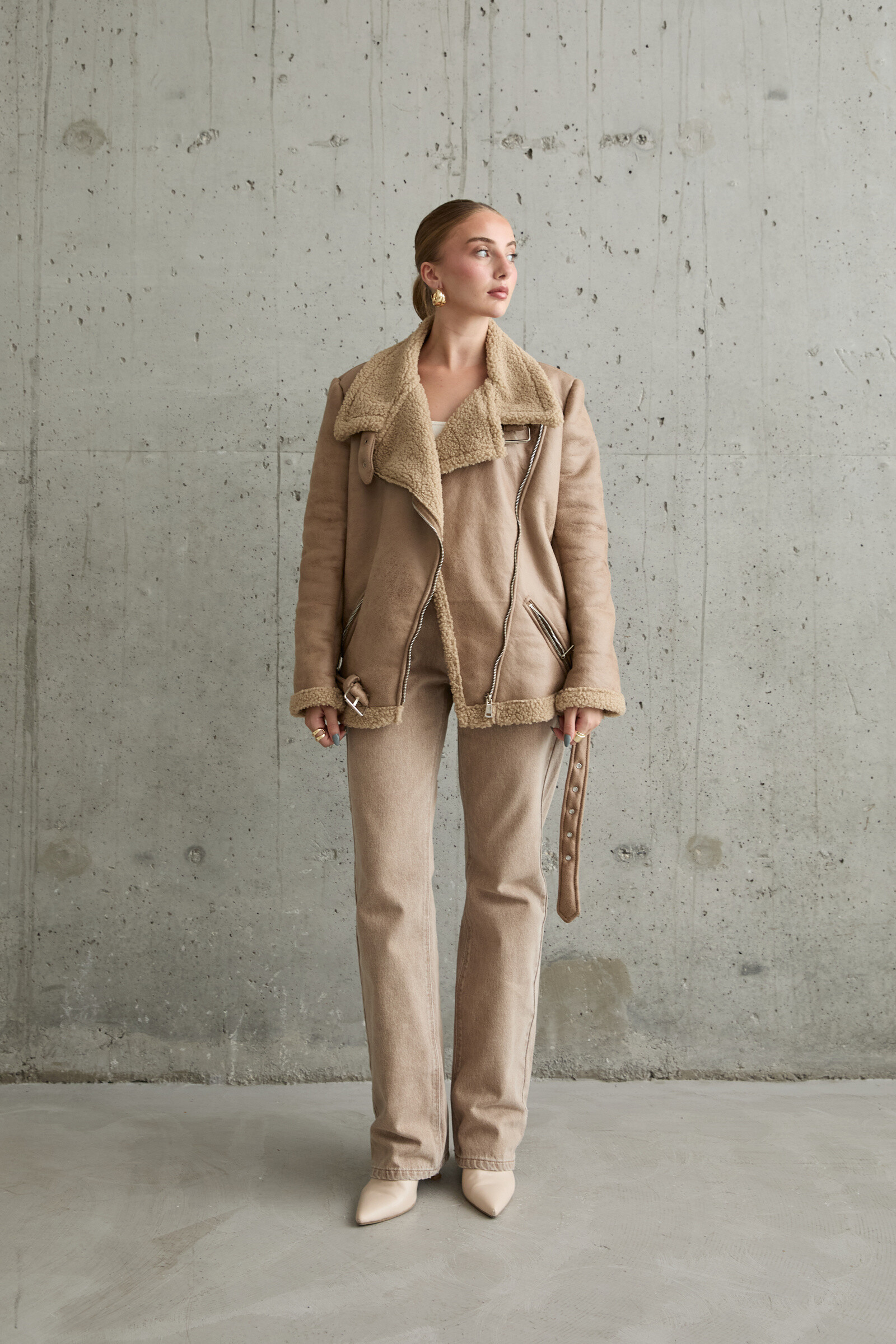 Grossista FENOMEN - Cappotto corto Perfecto con zip e tasche