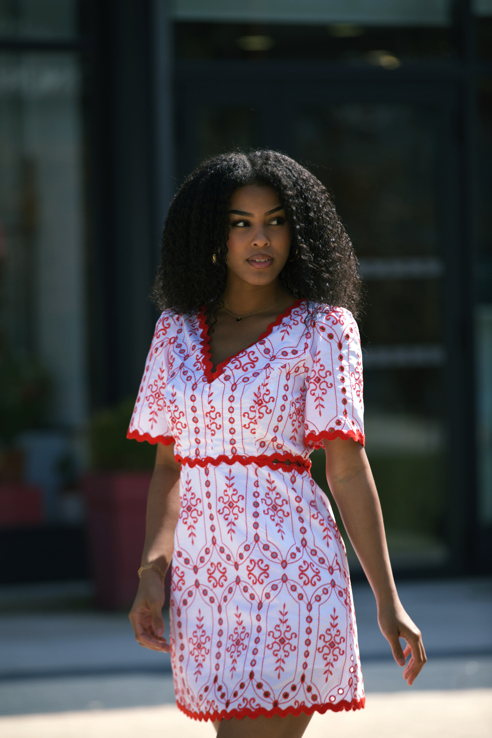 Grossiste FENOMEN - Robe Courte Brodée - Manches Courtes  En Coton