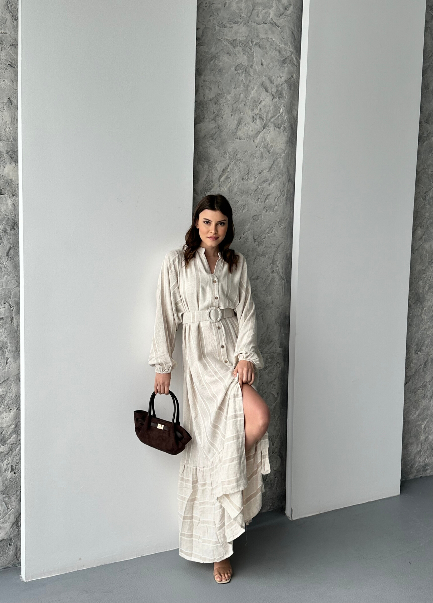 Grossiste FENOMEN - Robe chemise Longue  - Élégance Décontractée - Avec Lin