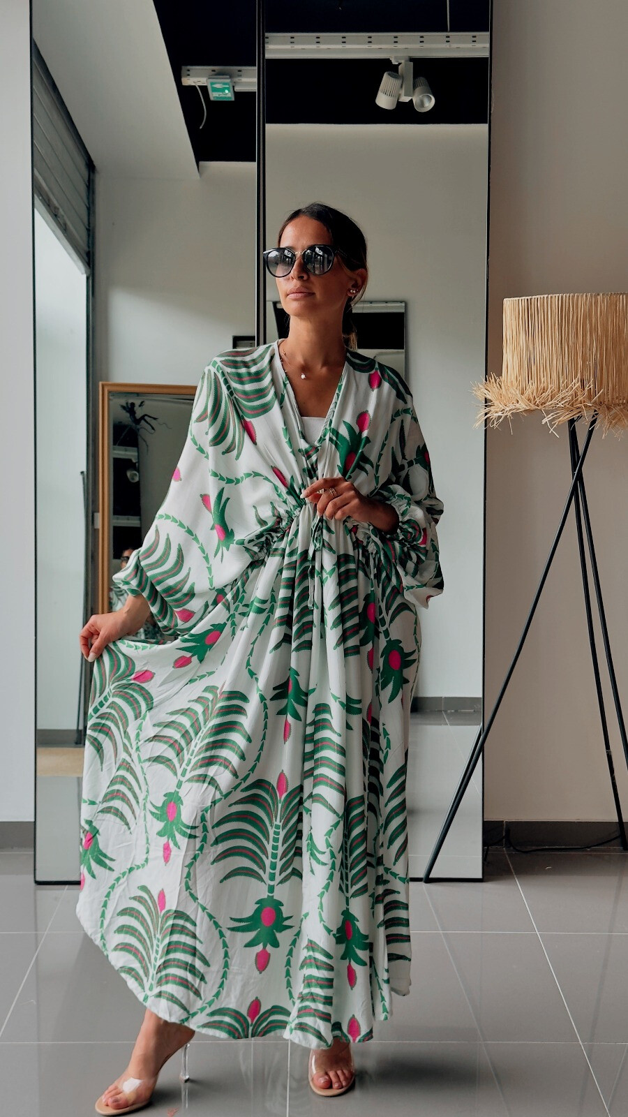 Grossiste FENOMEN - Robe blanche imprimé tropical