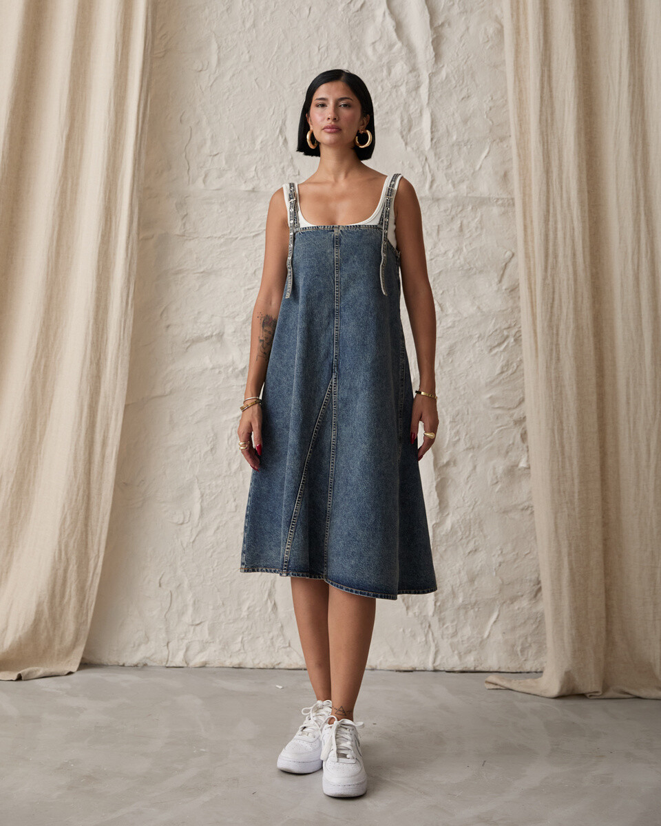 Grossista FENOMEN - Abito in denim svasato di media lunghezza con spalline