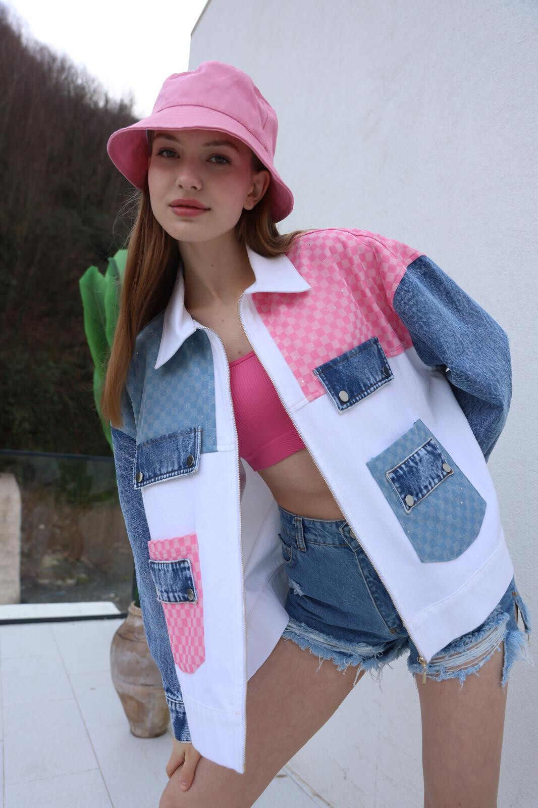 Grossista FENOMEN - Giacca oversize con dettagli in denim multicolore