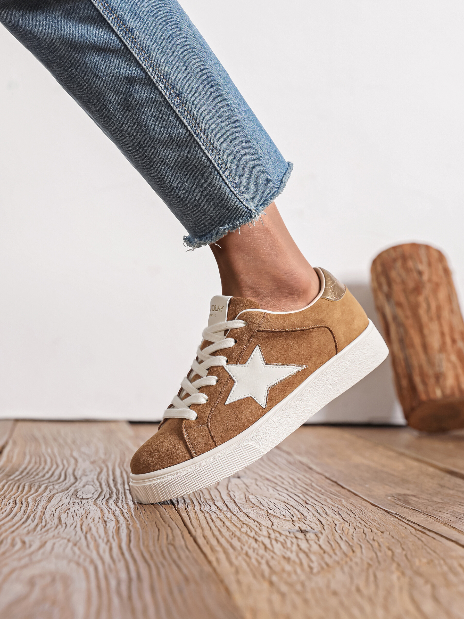 Grossista FINDLAY / COVANA - Sneakers in camoscio color cammello