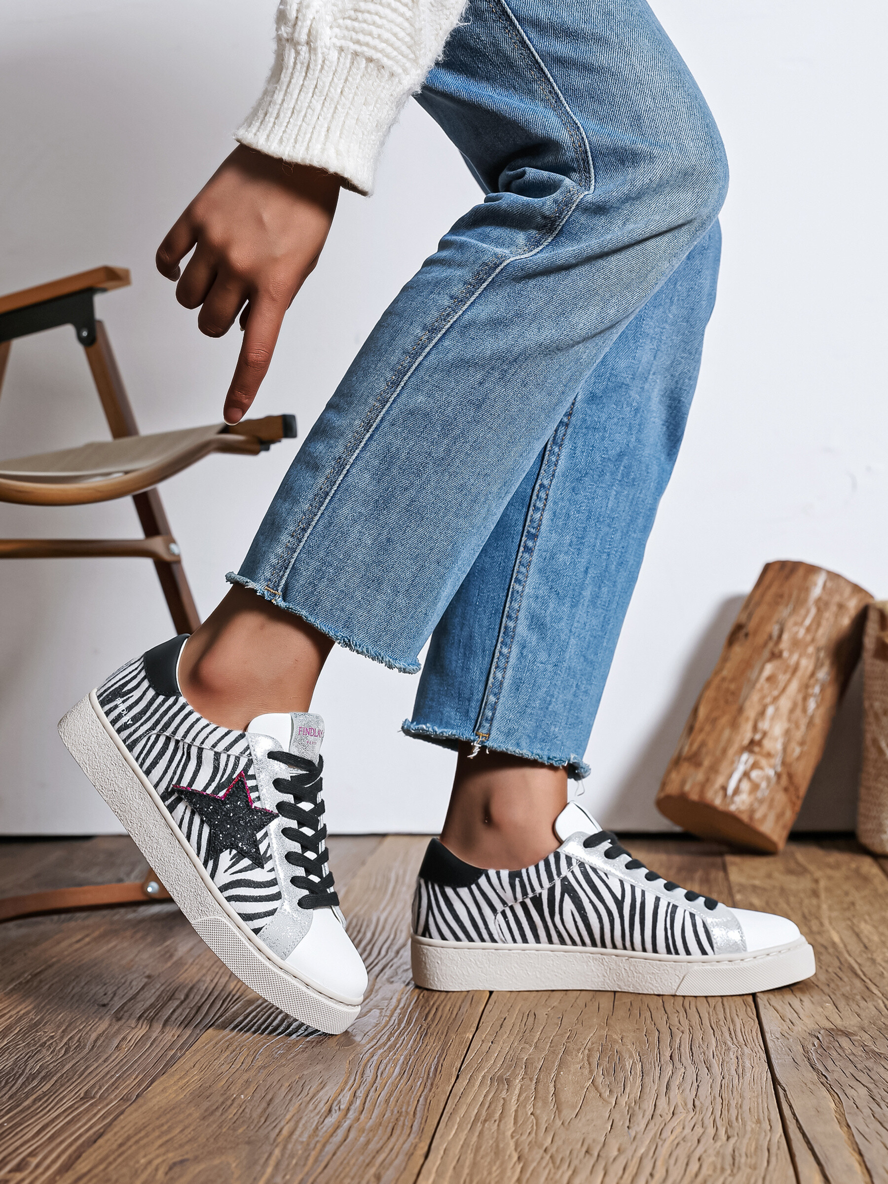 Wholesaler FINDLAY / COVANA - Zebra sneakers