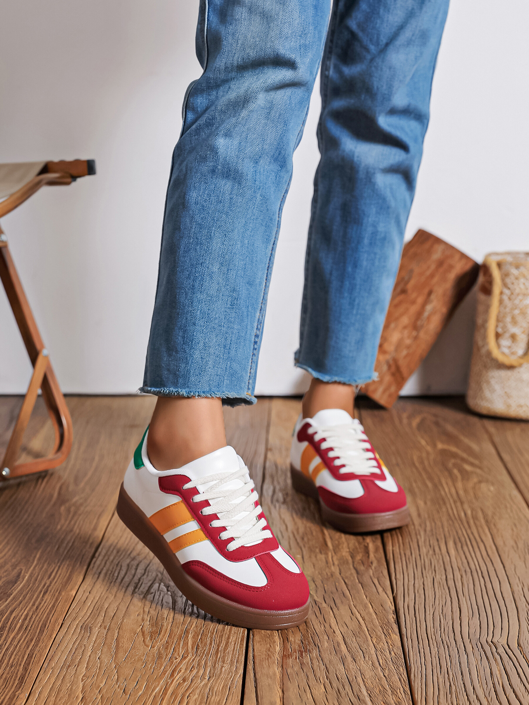 Wholesaler FINDLAY / COVANA - Striped sneakers