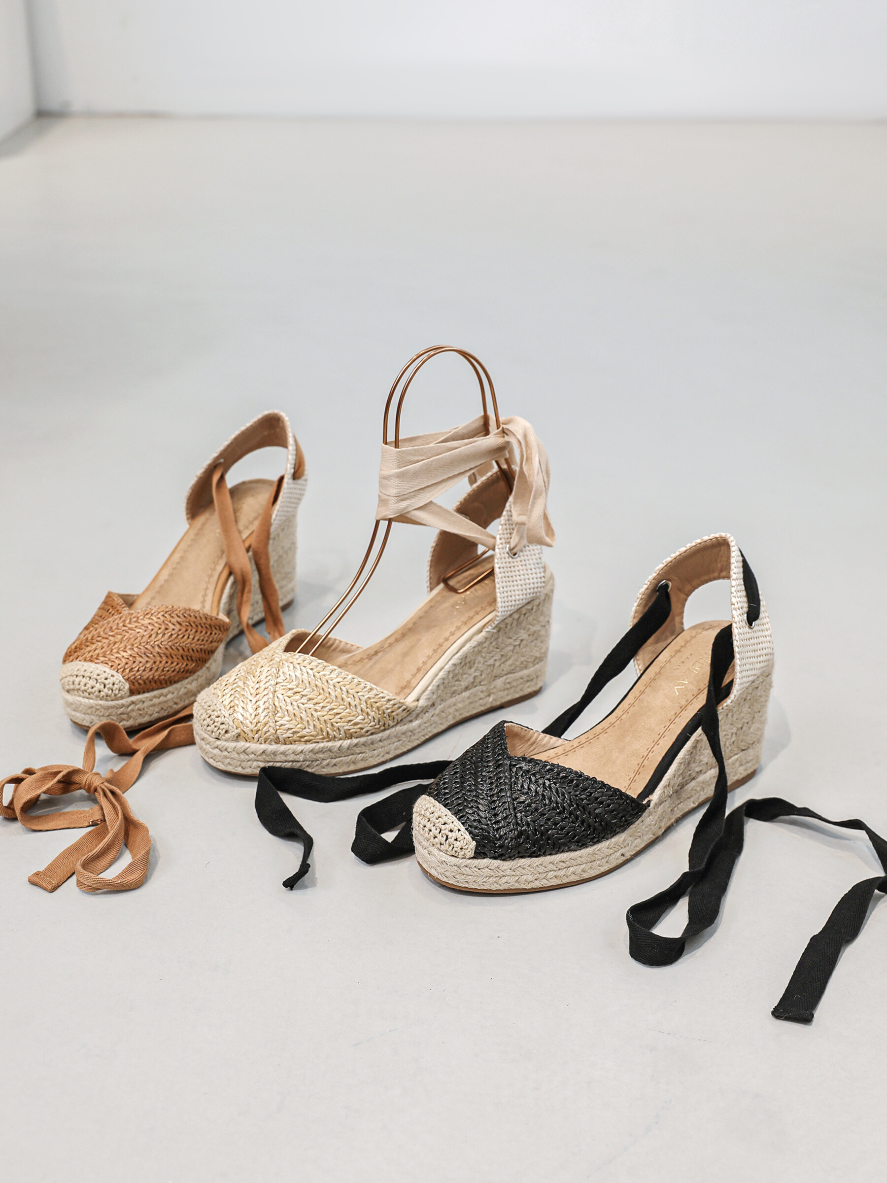 Grossista FINDLAY / COVANA - Sandalo espadrillas con zeppa