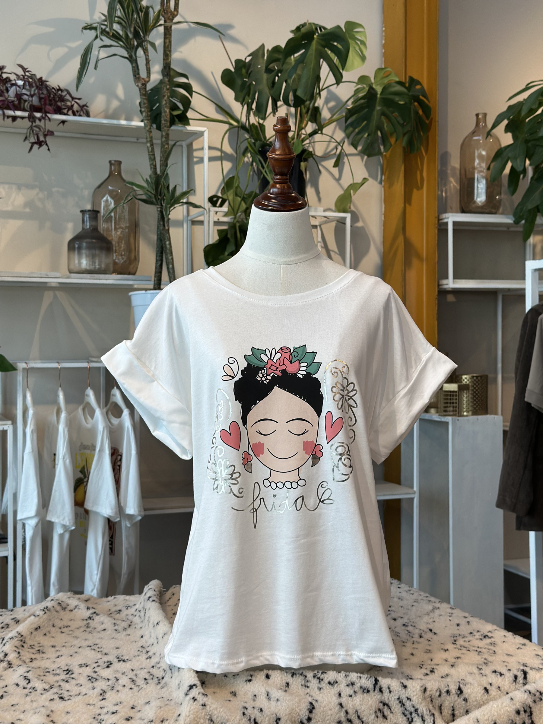 Mayorista FIRSTAGE - Camiseta de mujer con estampado de lámina de cara y corazón 100% Algodón Hecho en Italia