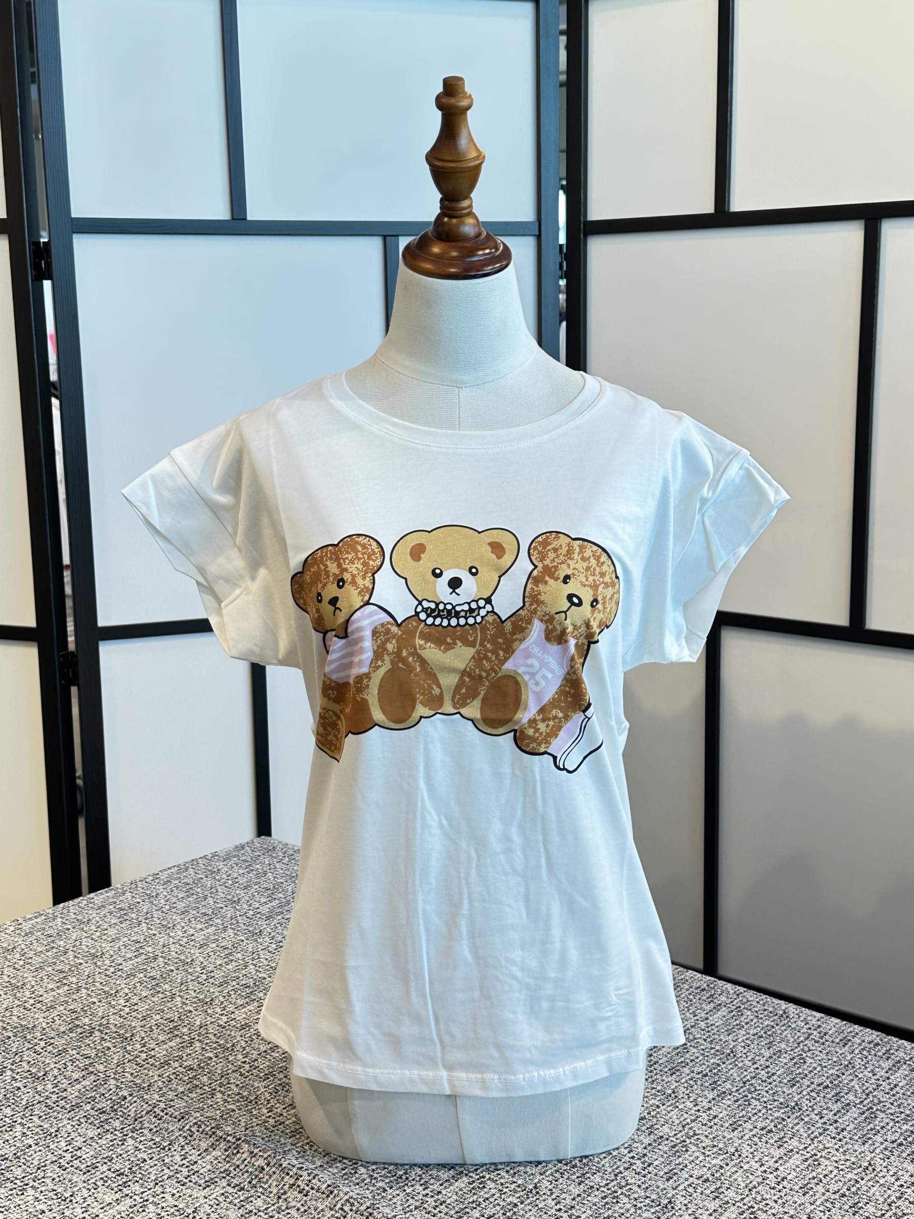 Wholesaler FIRSTAGE - T-shirt with bear print