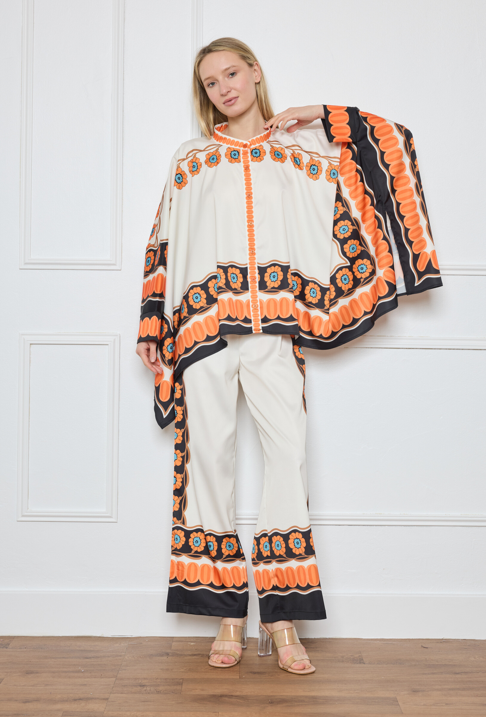 Wholesaler Flam Mode - Colorful set with a long -sleeved fluid top and matching pants