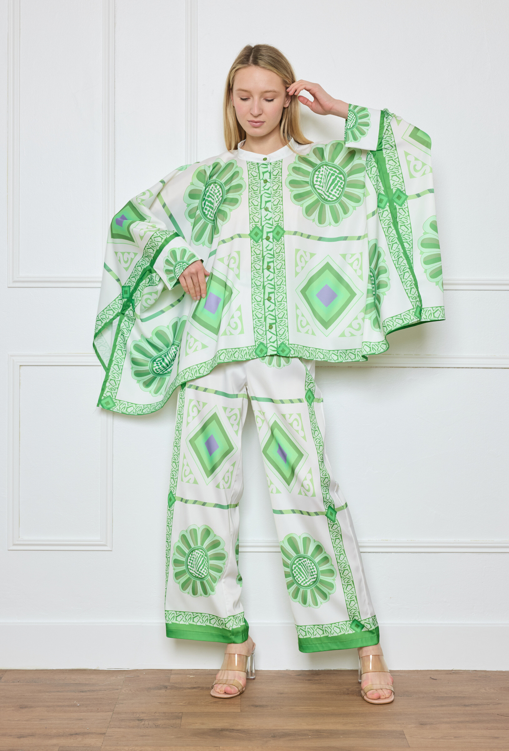 Wholesaler Flam Mode - Shirt and pants set