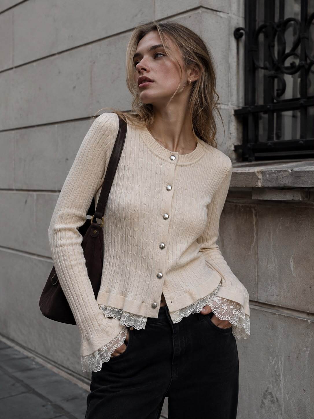Grossiste Flam Mode - Cardigan en maille à dentelle