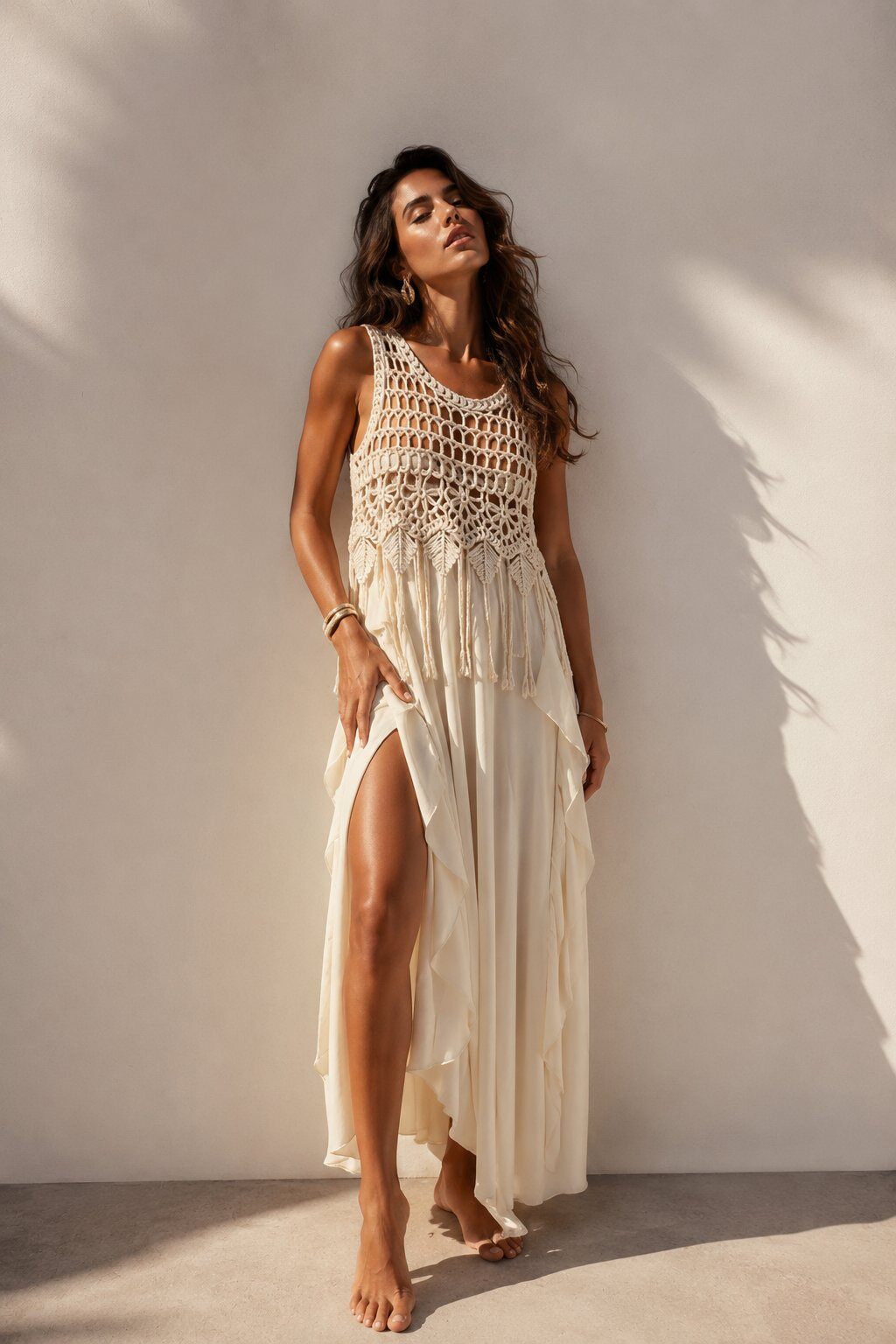 Grossiste Flam Mode - Robe longue bohème écrue en crochet – Robe fluide asymétrique femme – FLAM MODE