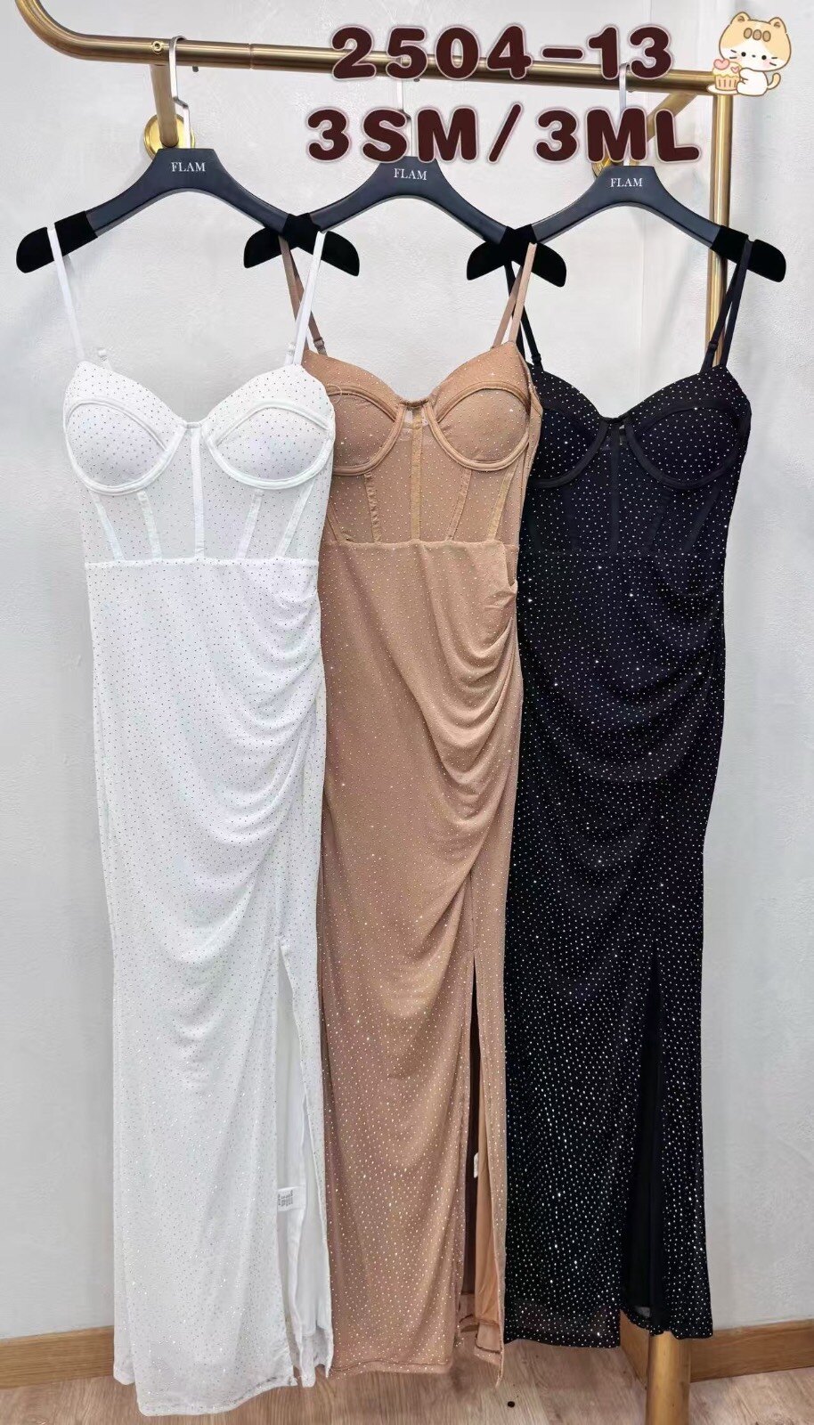 Wholesaler Flam Mode - Long bustier dress with reinforcements, decorated with rhinestones with elegant slit