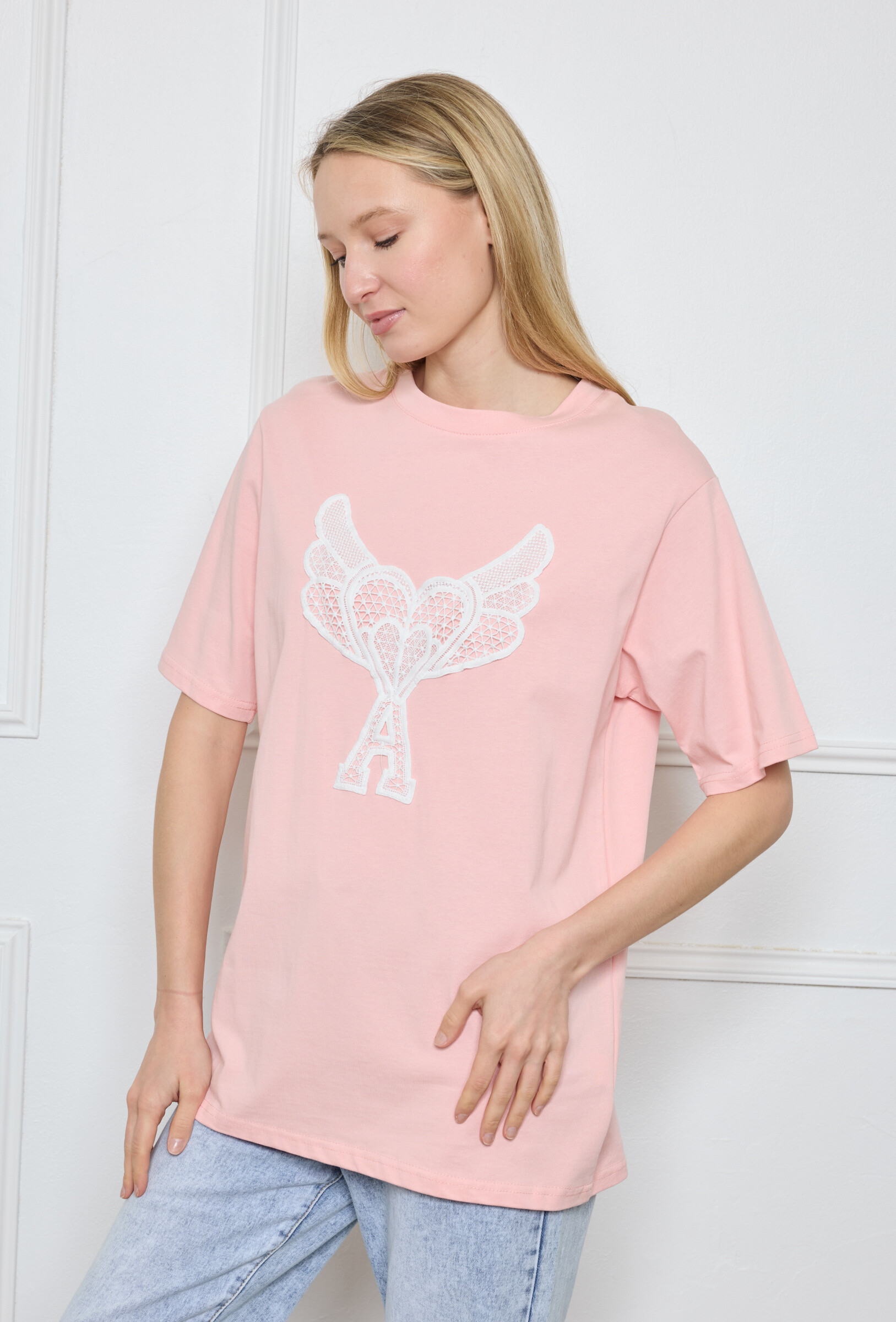 Wholesaler Flam Mode - Pink T-shirt with short sleeves with winged heart pattern
