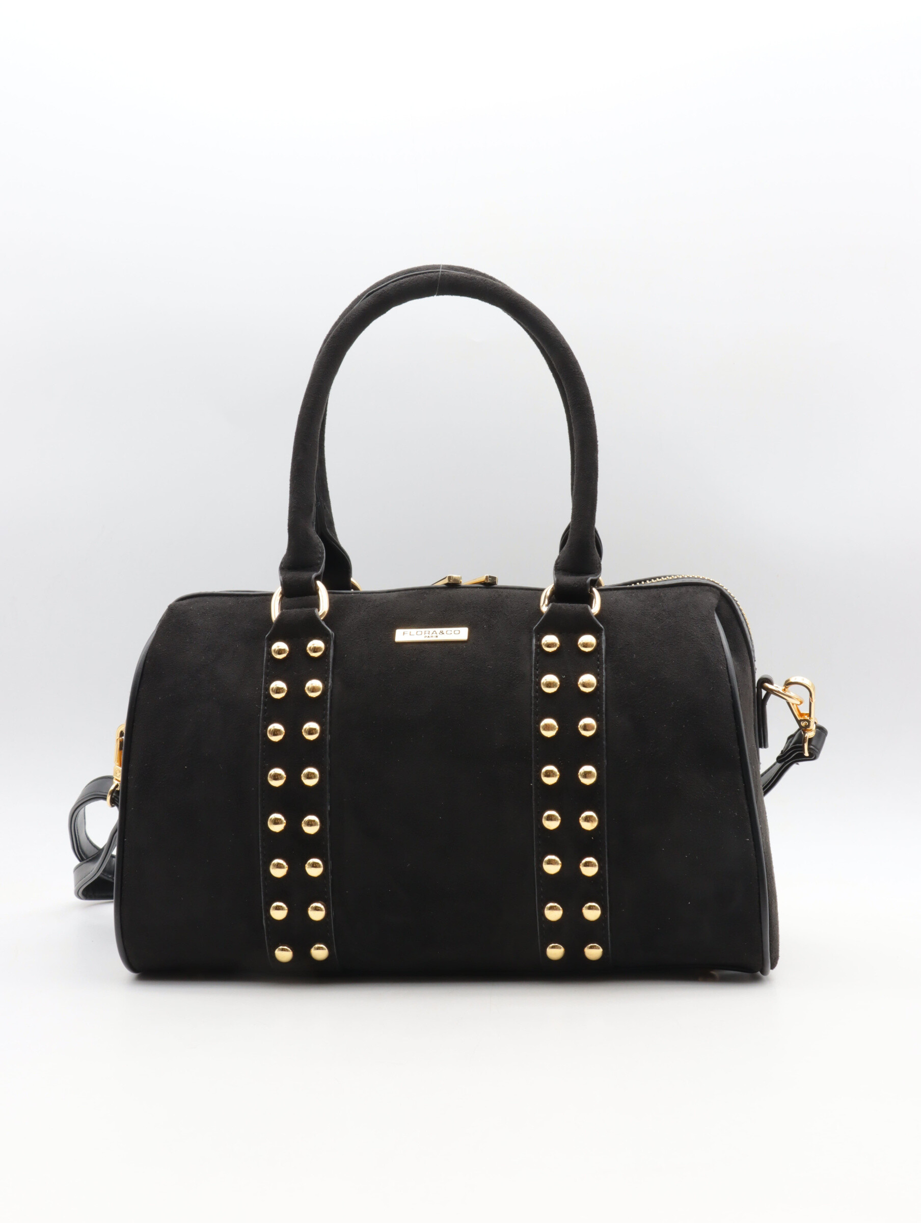 Sac à main bowling
bandoulière amovible et réglable
fermeture par le haut zippée
poche arrière zippée
poche intérieur zippée
Dimension : L32 x H19 x P16 cm