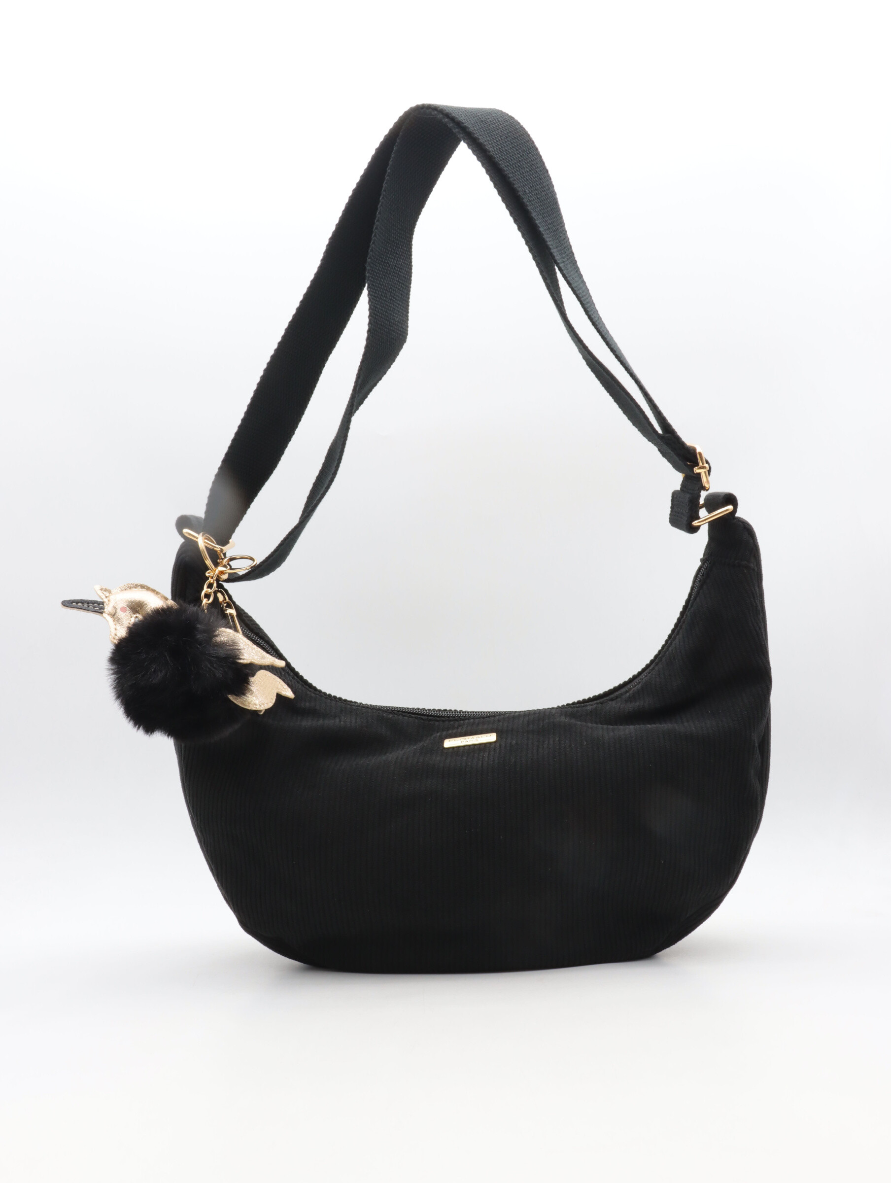 sac banane grande taille, porte à l'épaule
bandoulière réglable
fermeture par le haut zippée
poche arrière zippée
poche intérieure zippée
L28*H18*P11 cm