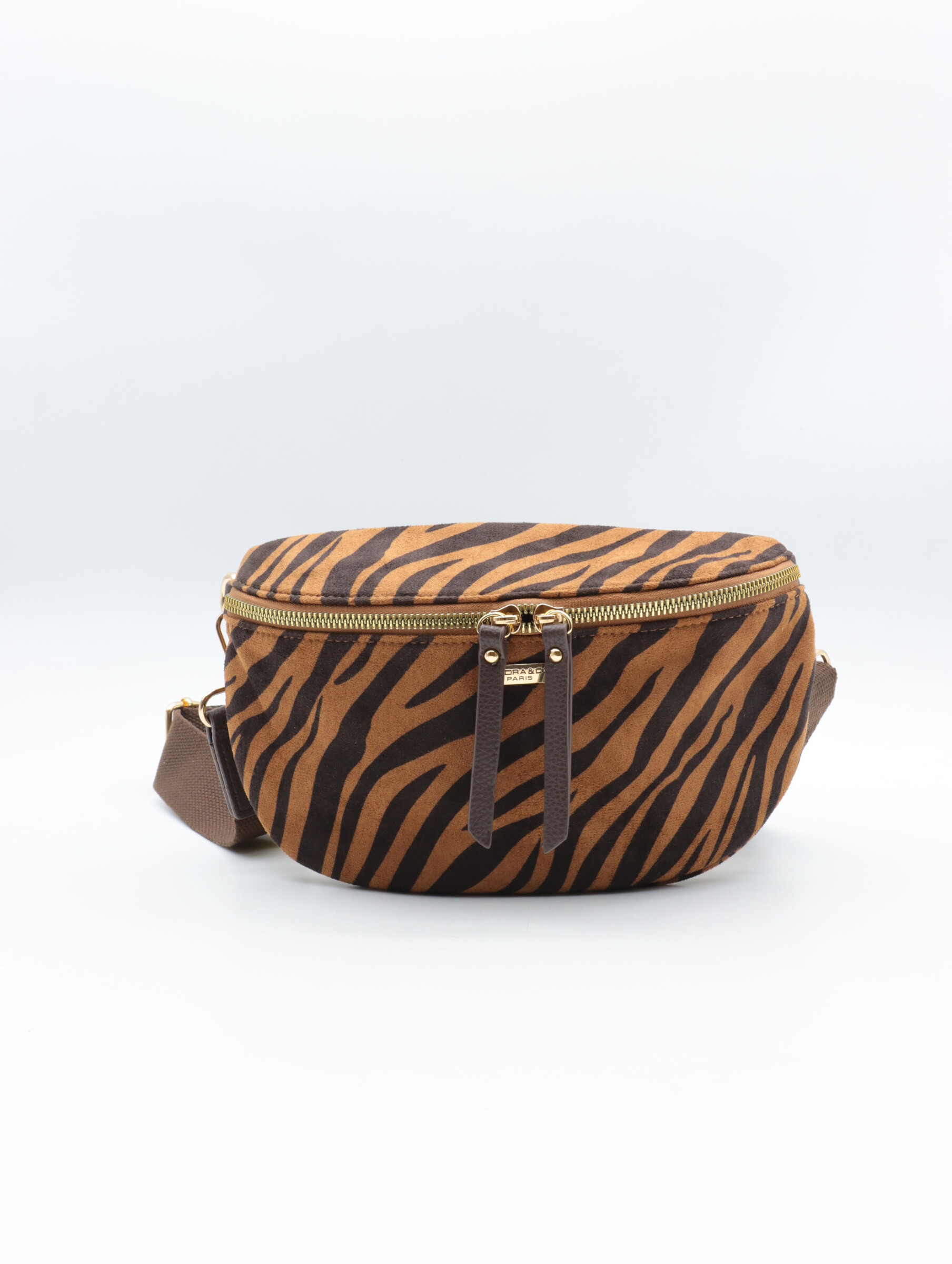 sac banane, imprimé motif animal
porter sur épaule ou ceinture
poche arrière zippée
poche intérieur zippée
doublure imprimé fleur
L24cm * H16cm * P7cm