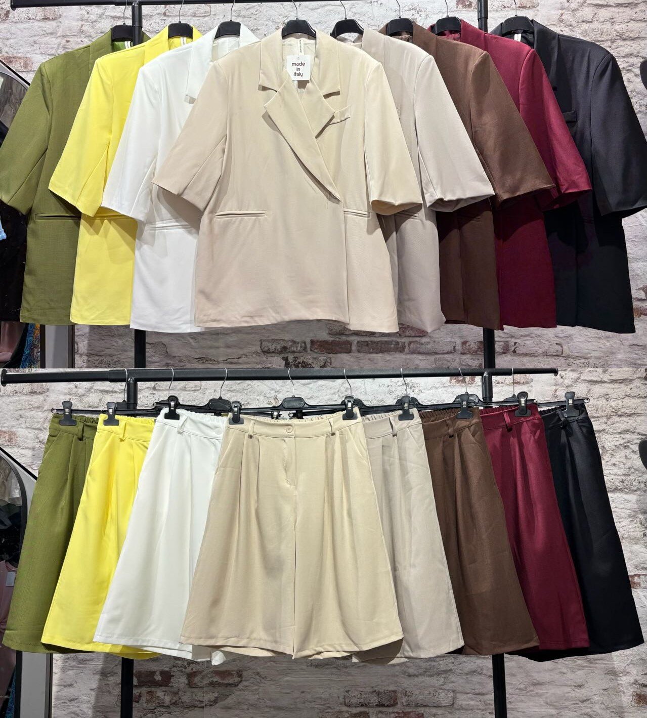 Wholesaler FOLIE LOOK - Solid coat and bermuda set