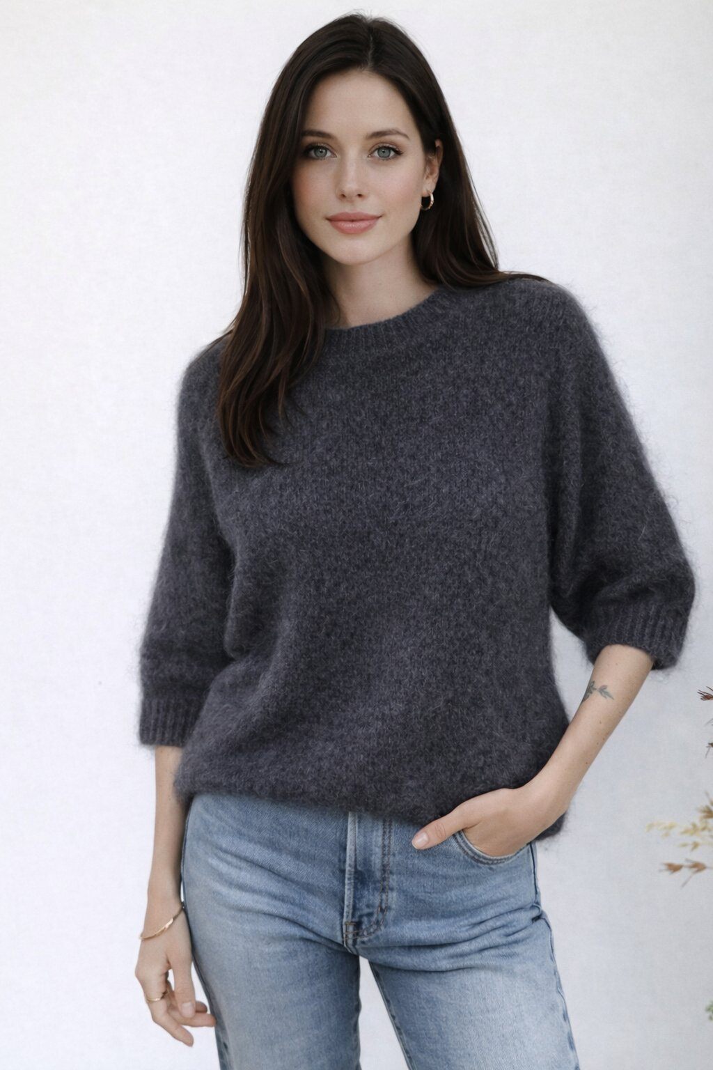 Wholesaler For Her Paris Grande Taille - Solid color kid mohair sweater with ribbed round neck and mid-length sleeves, understated elegance