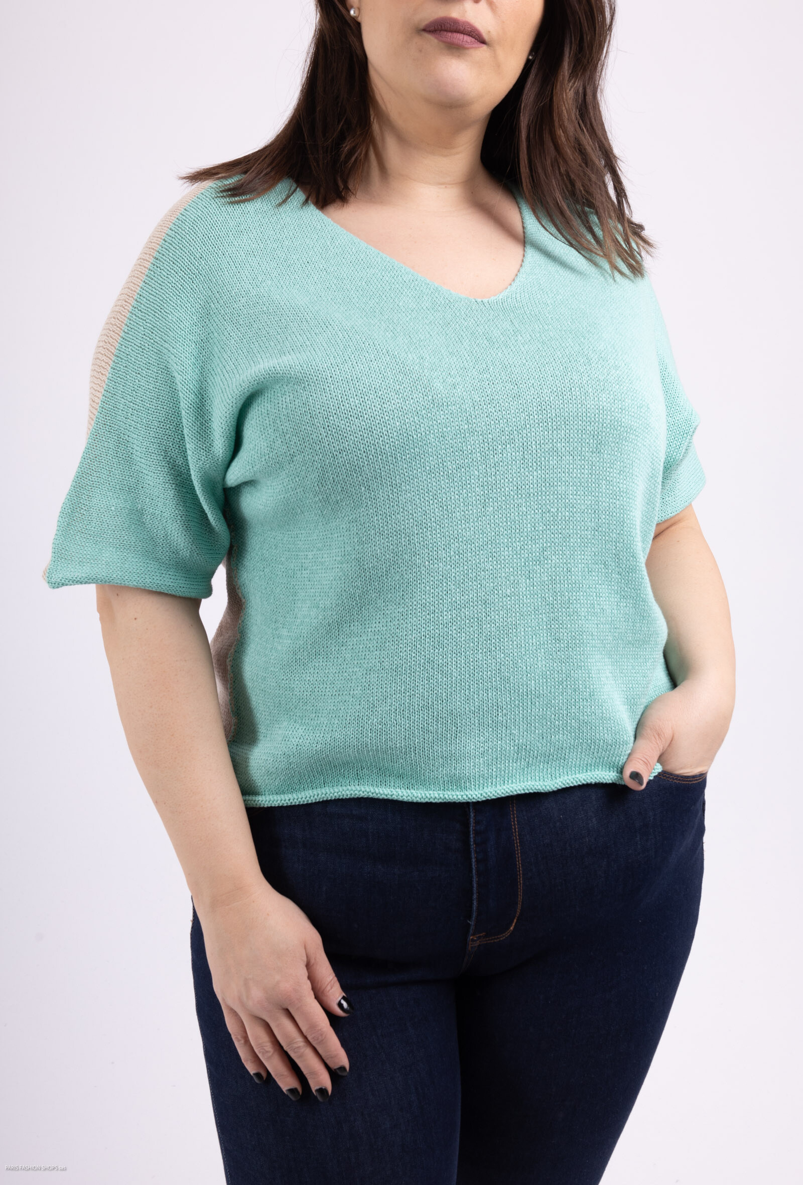 Wholesaler For Her Paris Grande Taille - Top in two -color mesh, V -neck, short sleeves