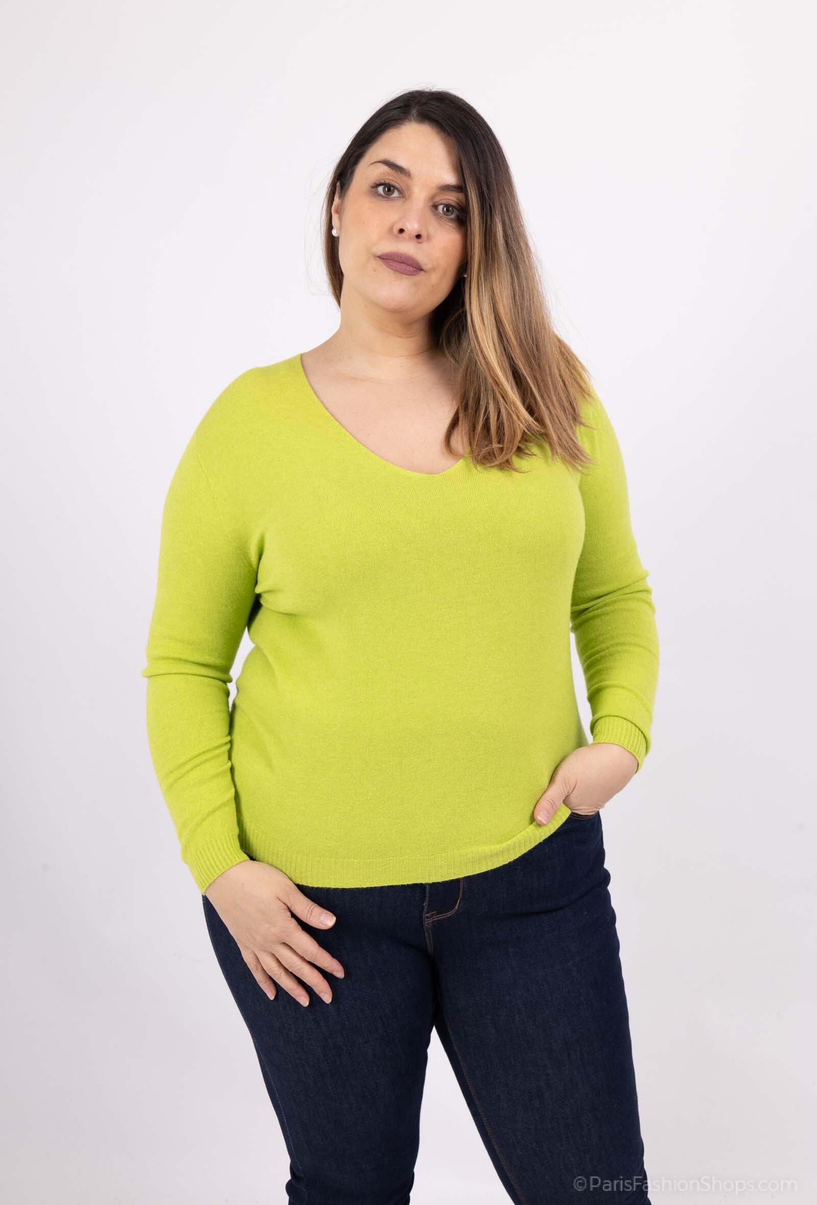 Wholesaler For Her Paris Grande Taille - Oversized V-neck sweater in solid color with long sleeves and cashmere touch