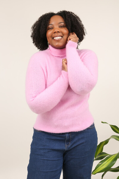 Großhändler For Her Paris Grande Taille - Zeitloser Premium-Rollkragenpullover mit langen Ärmeln aus Kidmohair und Merinowolle Großhändler For Her Paris Grande Taille - Zeitloser Premium-Rollkragenpullover mit langen Ärmeln aus Kidmohair und Merinowolle