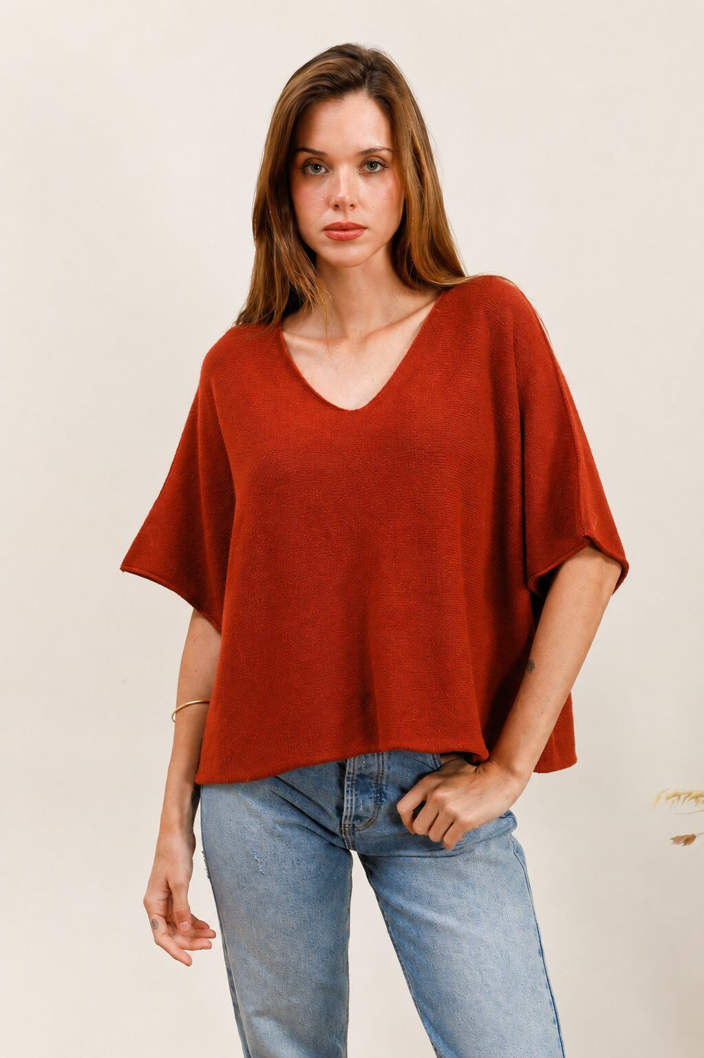 Wholesaler For Her Paris Grande Taille - Seamless oversized solid sweater with 3/4 sleeves and V-neck