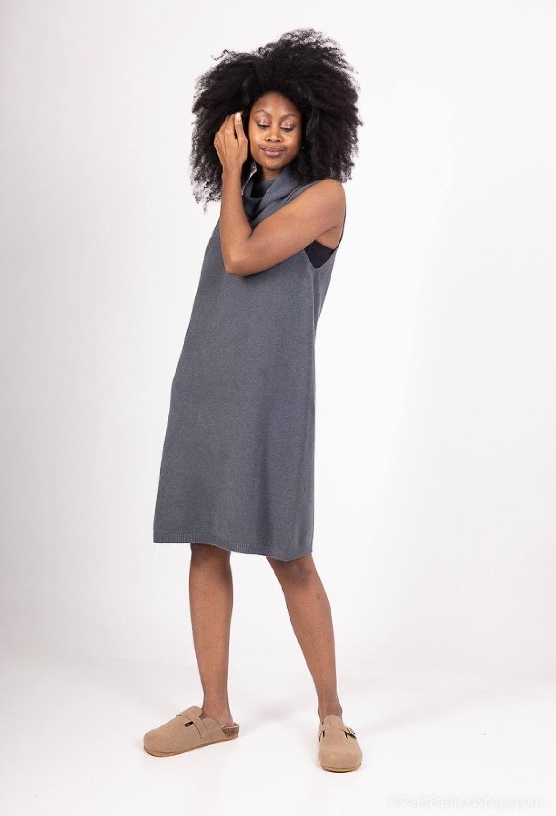 Wholesaler For Her Paris Grande Taille - Solid sleeveless knit dress with high neck in cashmere touch