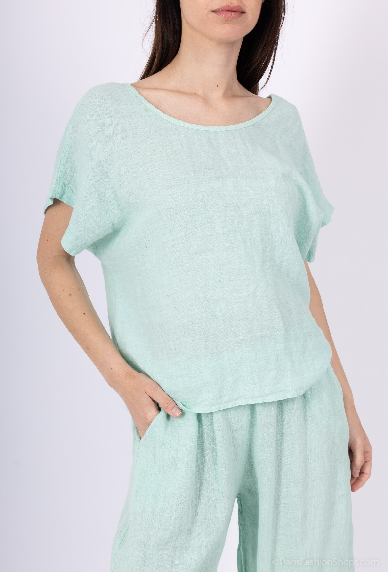 Grossiste For Her Paris Grande Taille - Top uni oversize col rond ou col V en 100% lin manches courtes tombantes