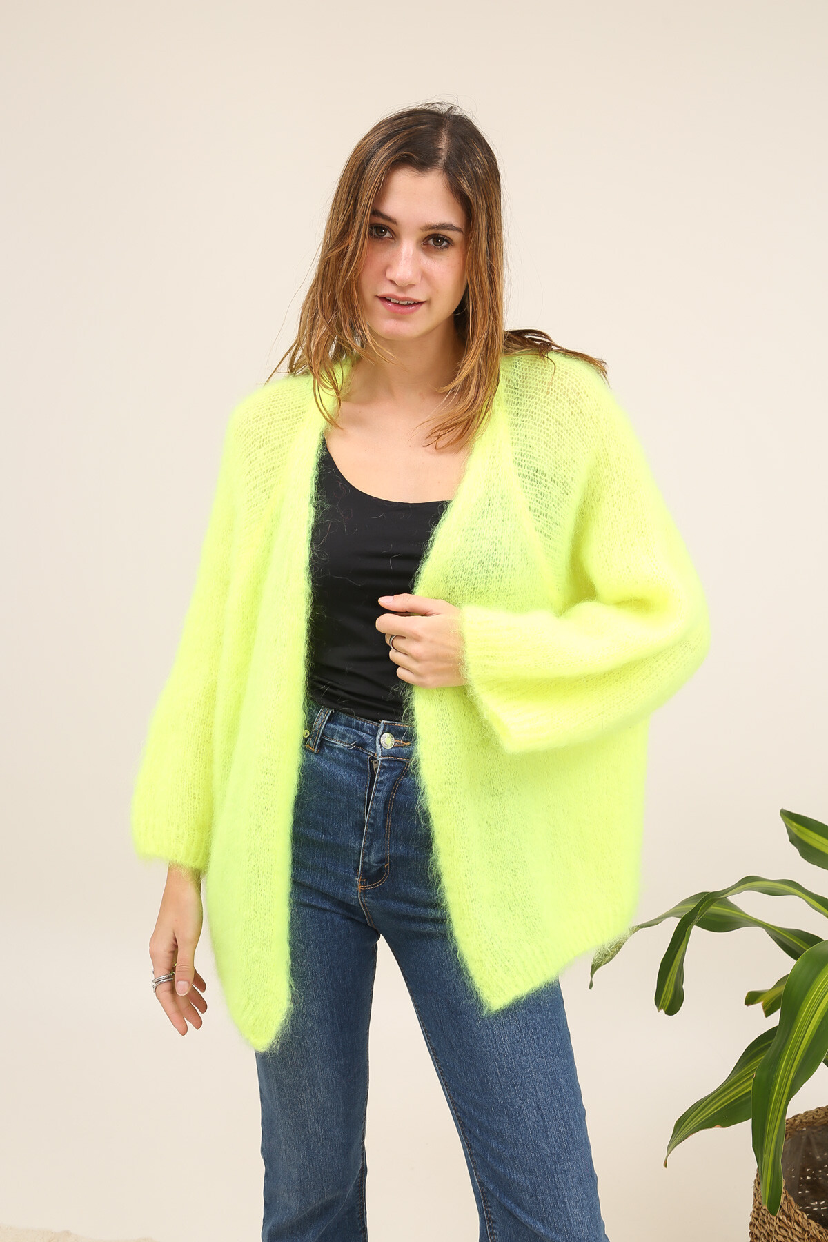 Wholesaler For Her Paris - Short cardigan 80% kid mohair with long sleeves subtle elegance