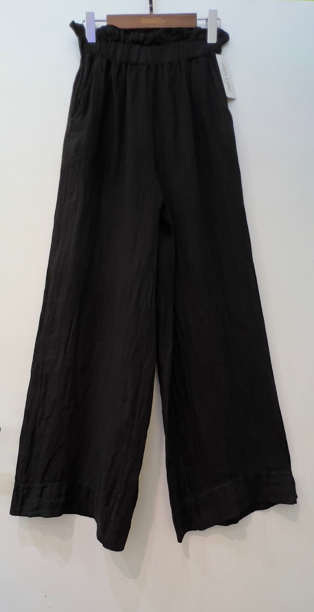 Grossiste For Her Paris - Pantalon large uni 100% en lin taille élastiquée effet froncé 2 poches à l'avant