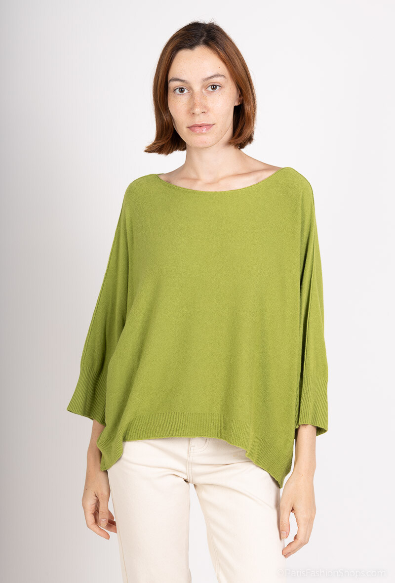 Wholesaler For Her Paris - This solid sweater with a cashmere feel, long sleeves, and a wide, rounded neckline