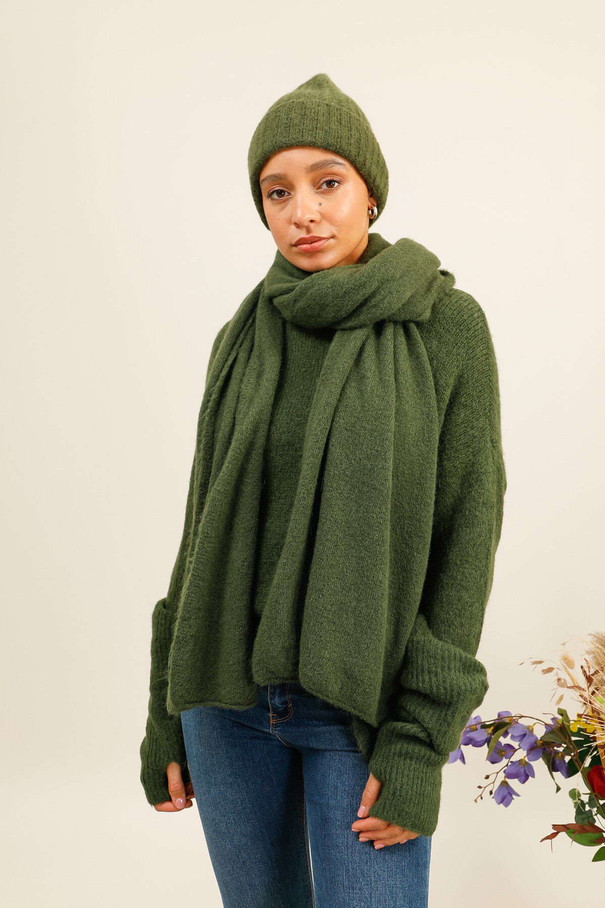 Wholesaler For Her Paris - Oversized solid baby alpaca sweater with ribbed round neck and long sleeves
