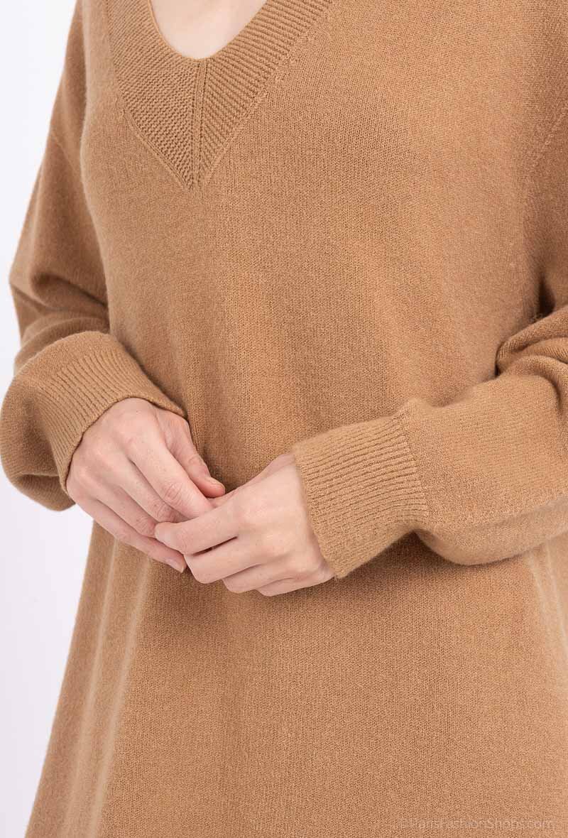 Wholesaler For Her Paris - Solid V-neck knit dress with cashmere-like feel