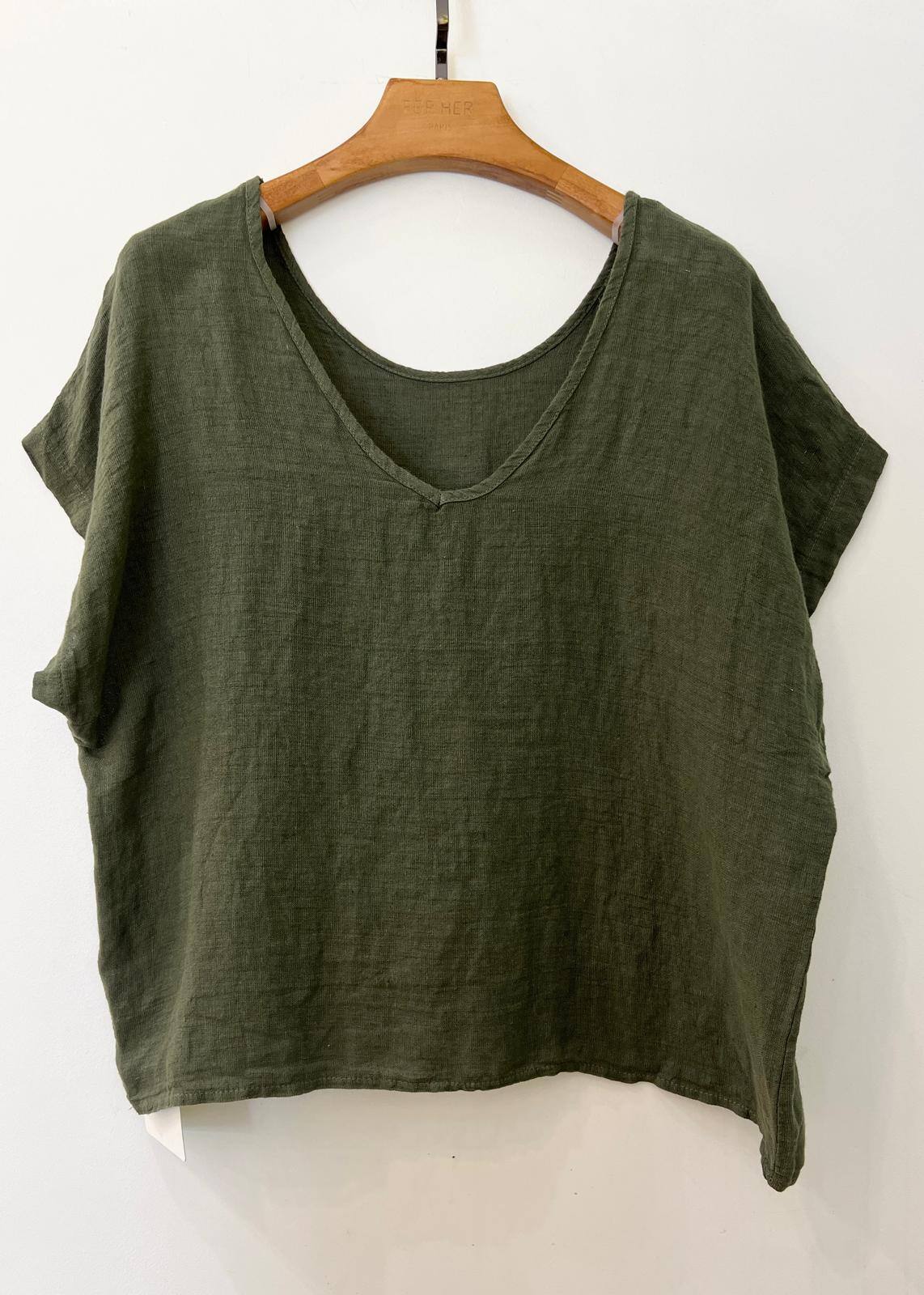Grossiste For Her Paris - Top uni oversize col rond ou col V en 100% lin manches courtes tombantes