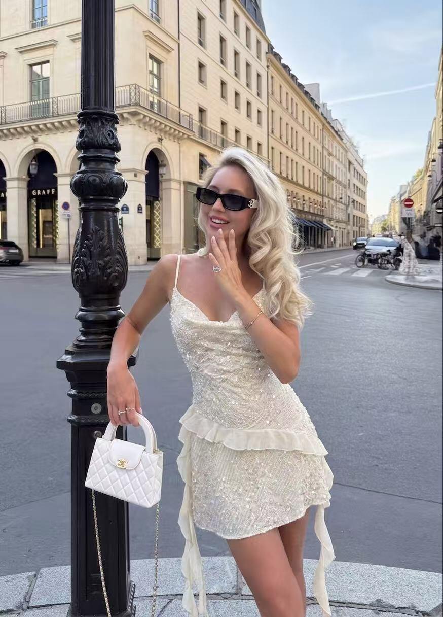 Grossiste FP & CO - Robe courte à sequins
