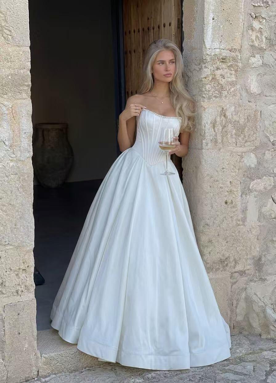 Grossiste FP & CO - robe de soirée avec perle bustier