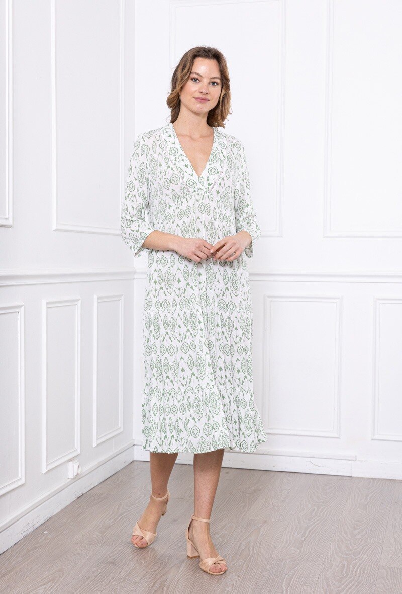Wholesaler Freda - Long dress with 3/4 sleeves, V-neck