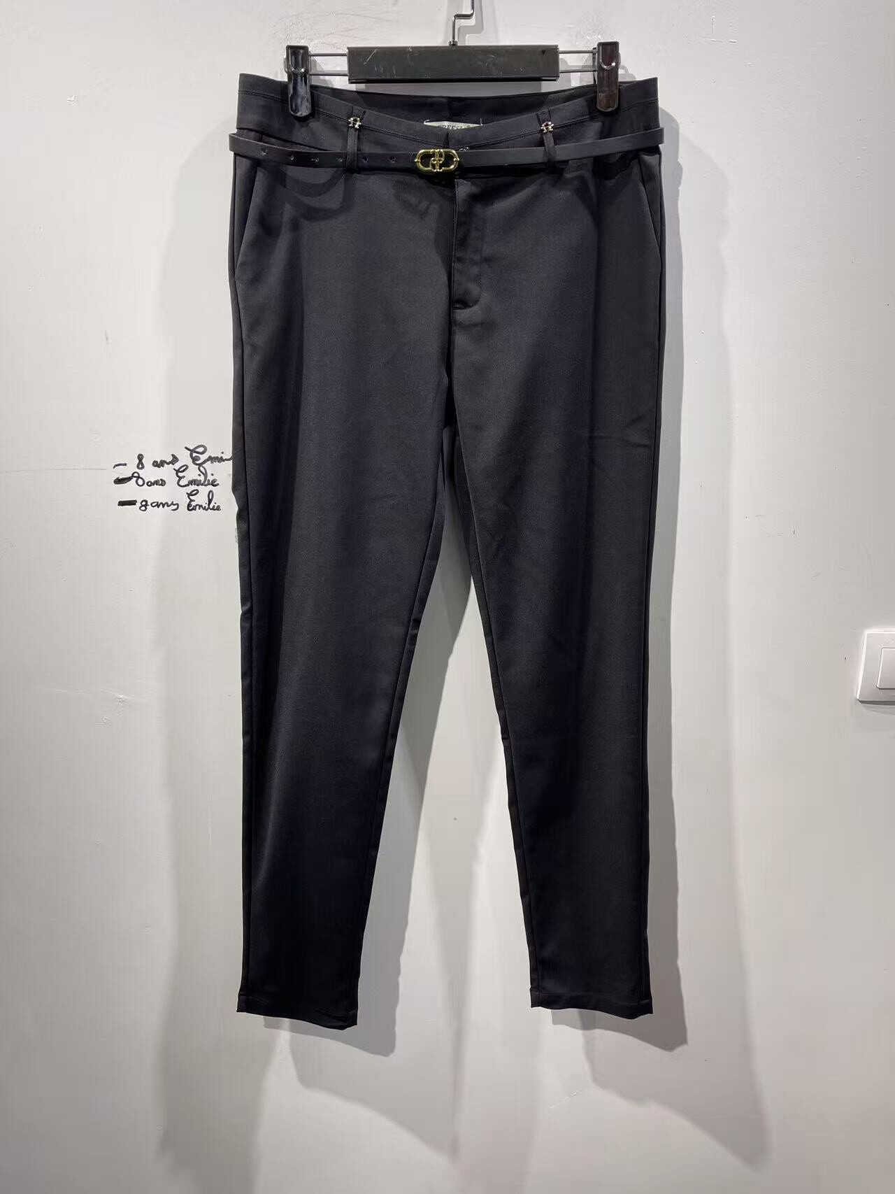 Wholesaler Freesia - Chinos pants cut slim with belt