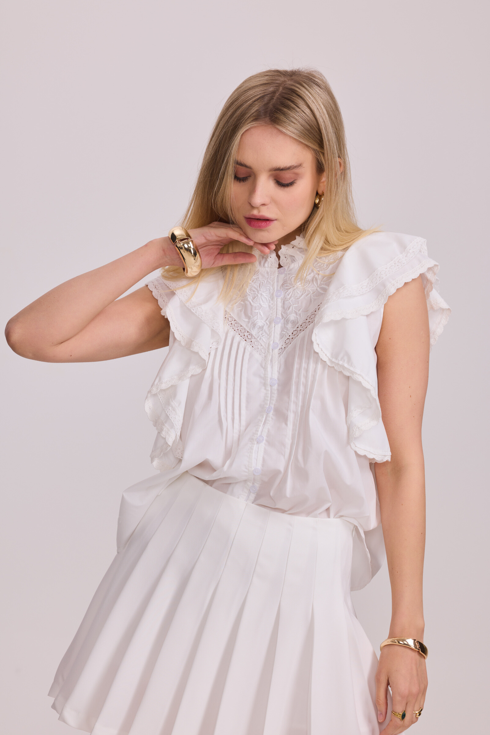 Mayorista Frime Paris - Blusa romántica con volantes en bordado inglés