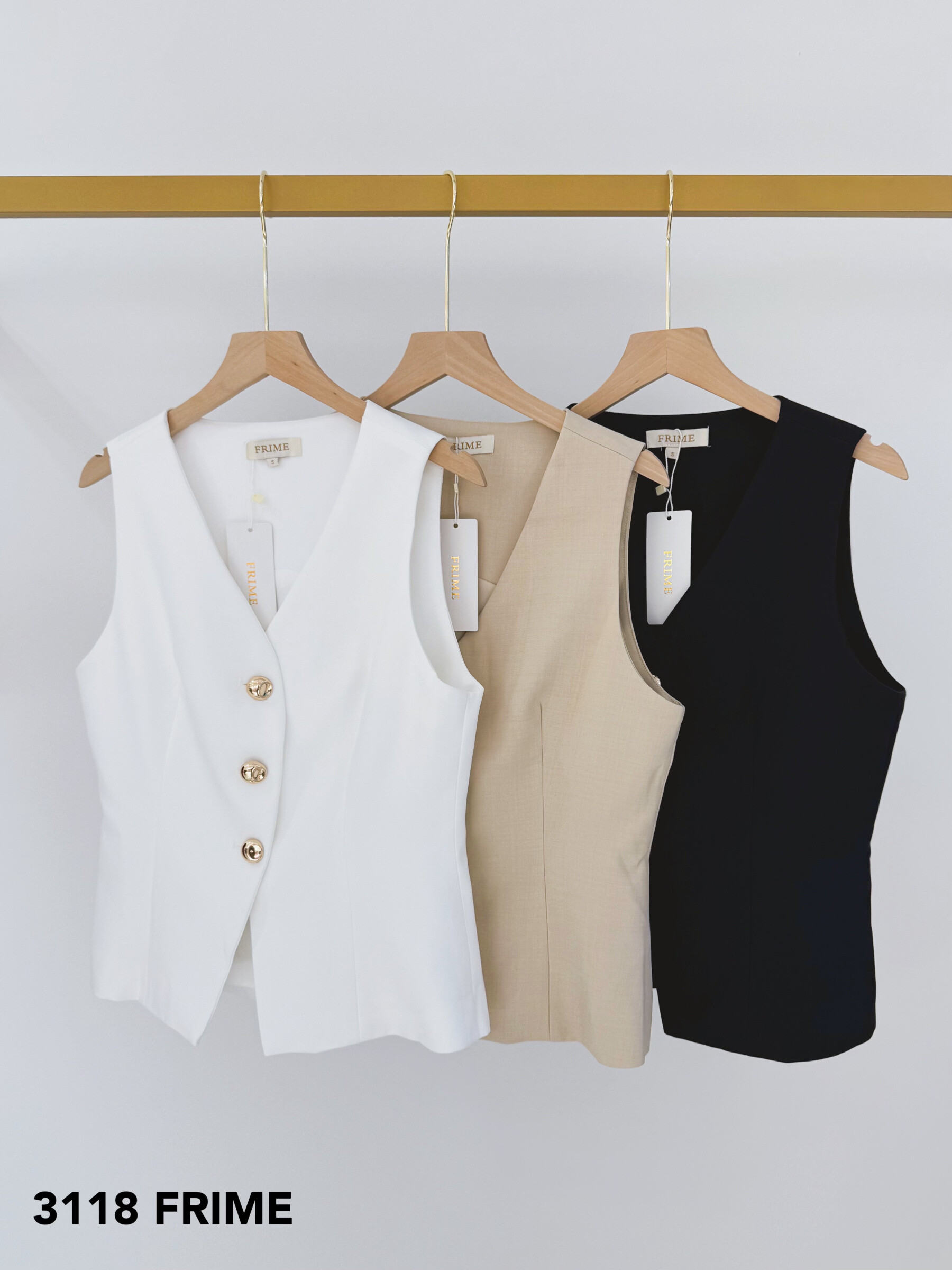 Wholesaler Frime Paris - Sleeveless vest with golden buttons