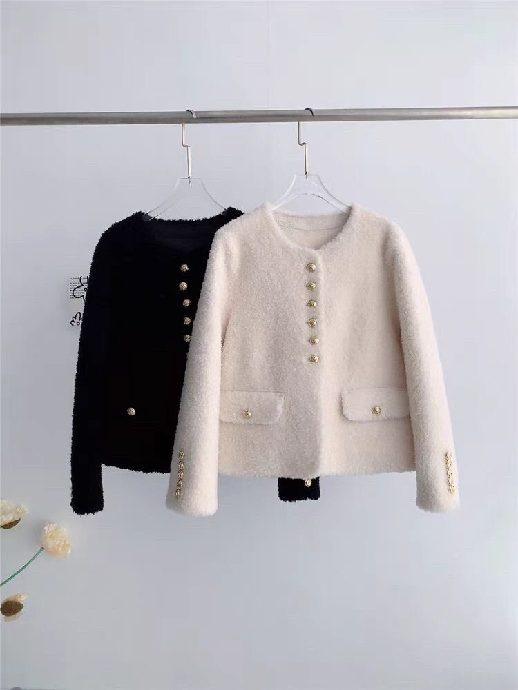 Wholesaler Frime Paris - Bouclé Coat with Gold Buttons