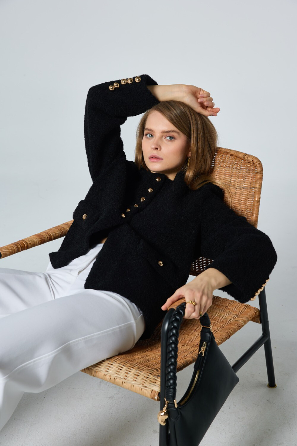 Grossista Frime Paris - Cappotto bouclé con bottoni dorati
