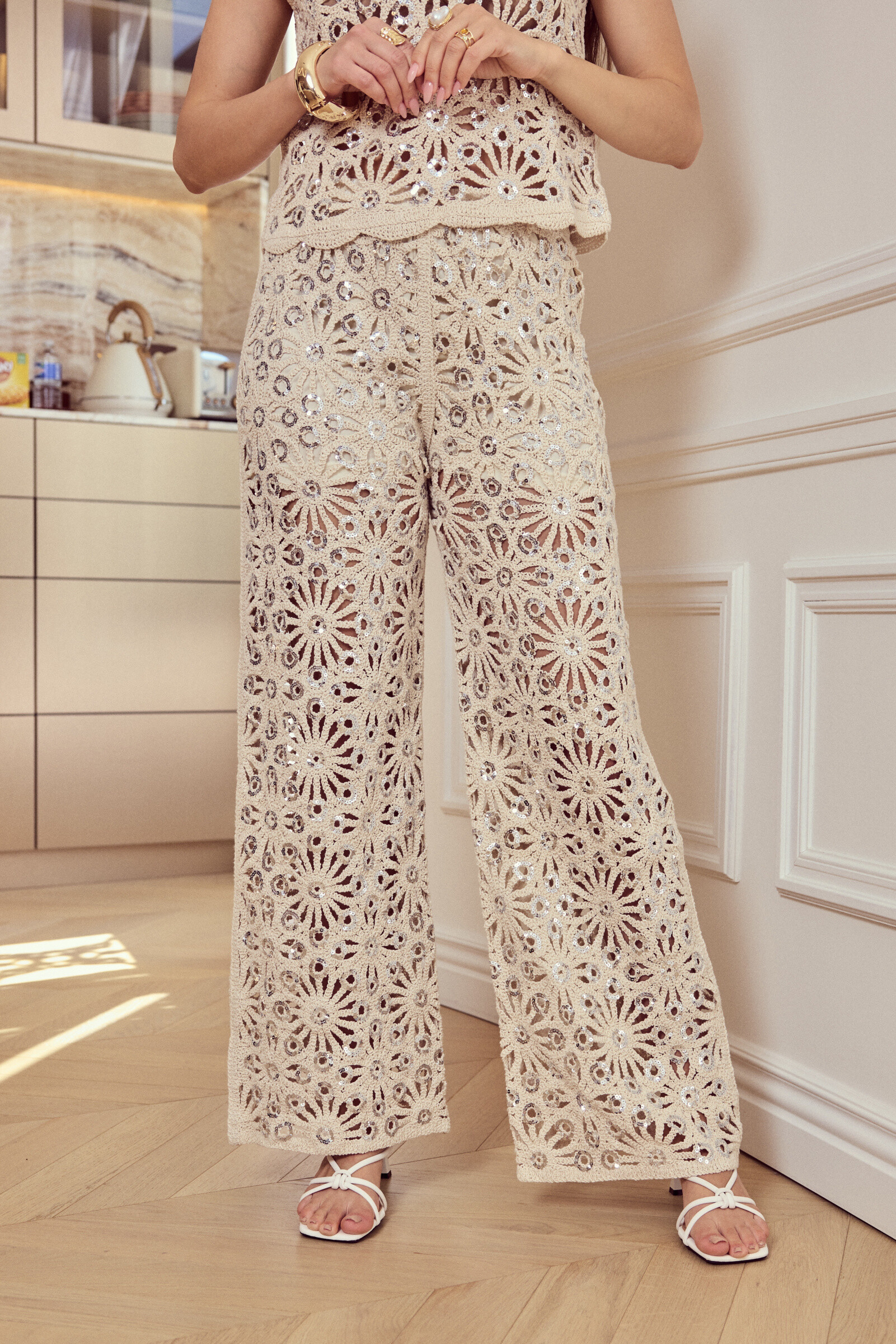 Wholesaler Frime Paris - Hook pants with sequins