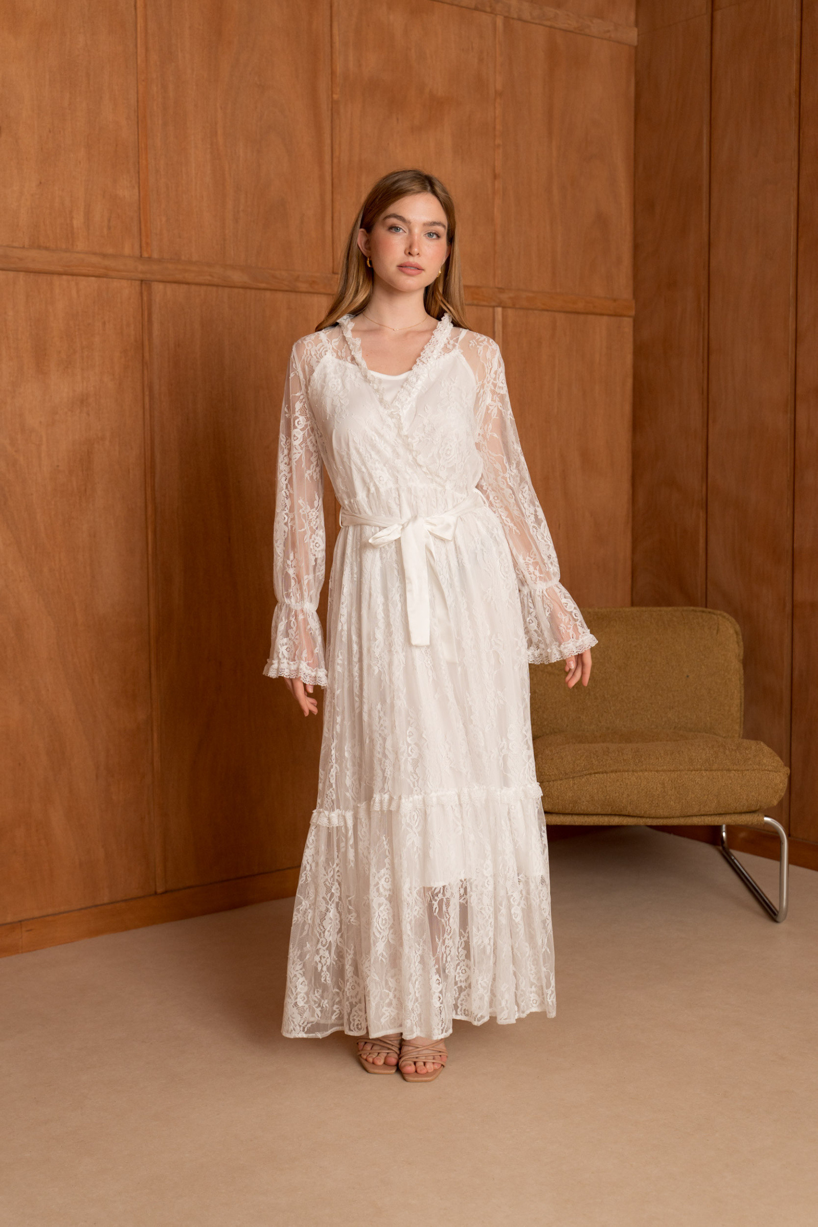 Wholesaler Frime Paris - Long lace dress