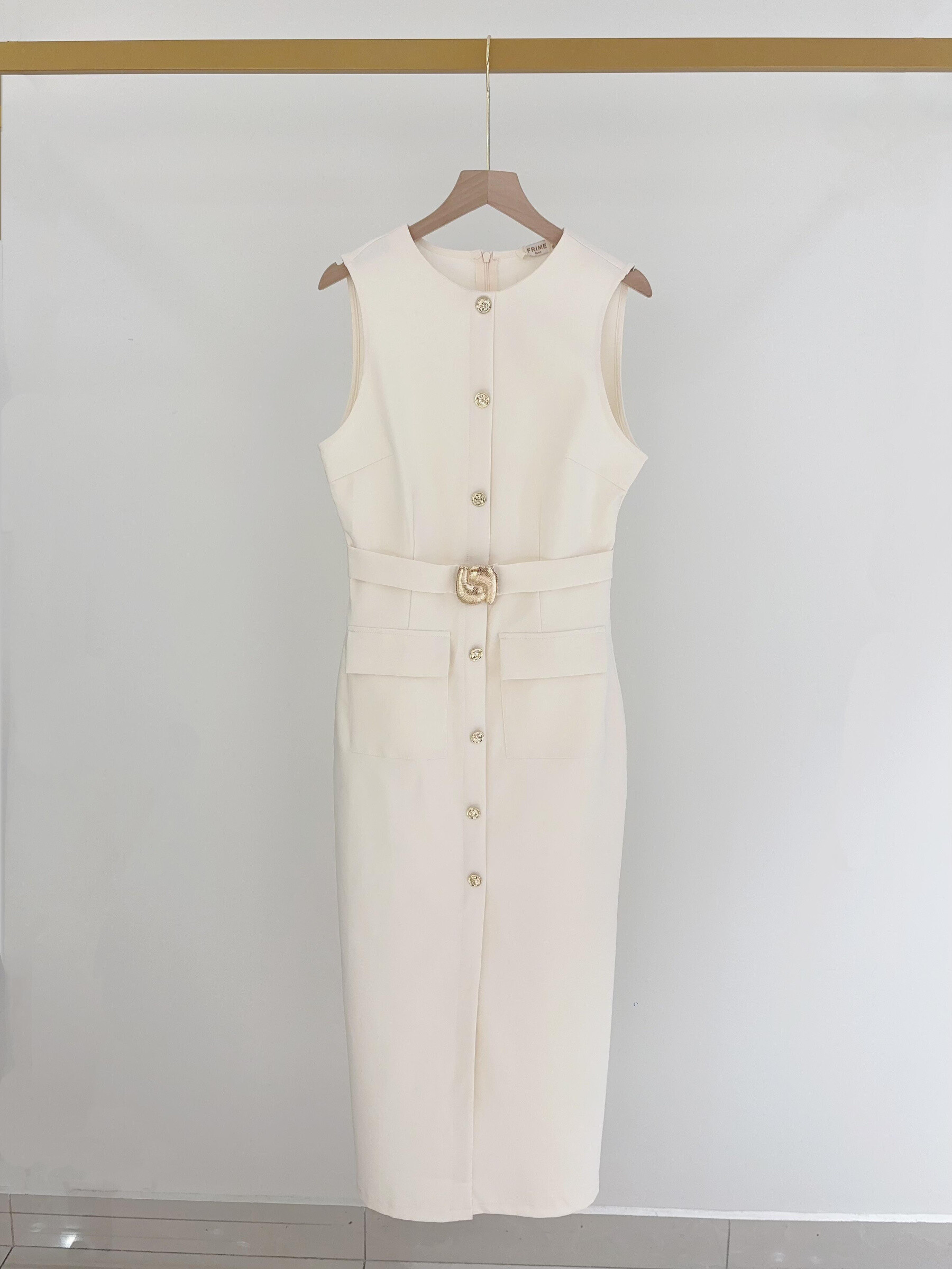 Wholesaler Frime Paris - Sleeveless dress with belt