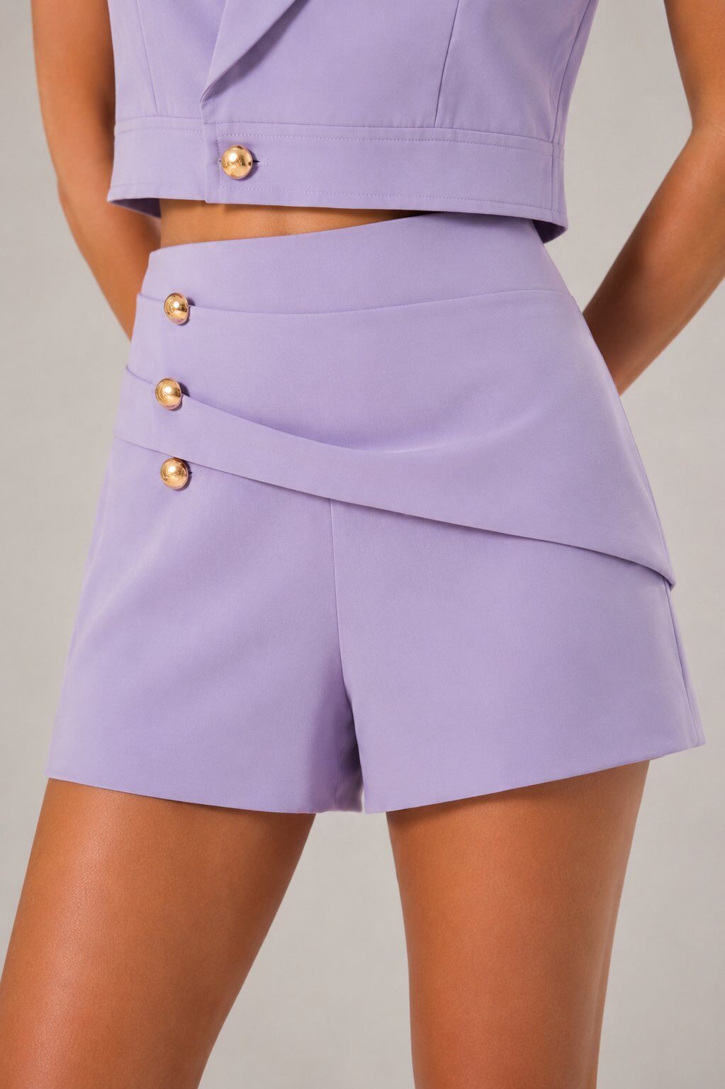 Mayorista Frime Paris - Shorts de talle alto con botones dorados