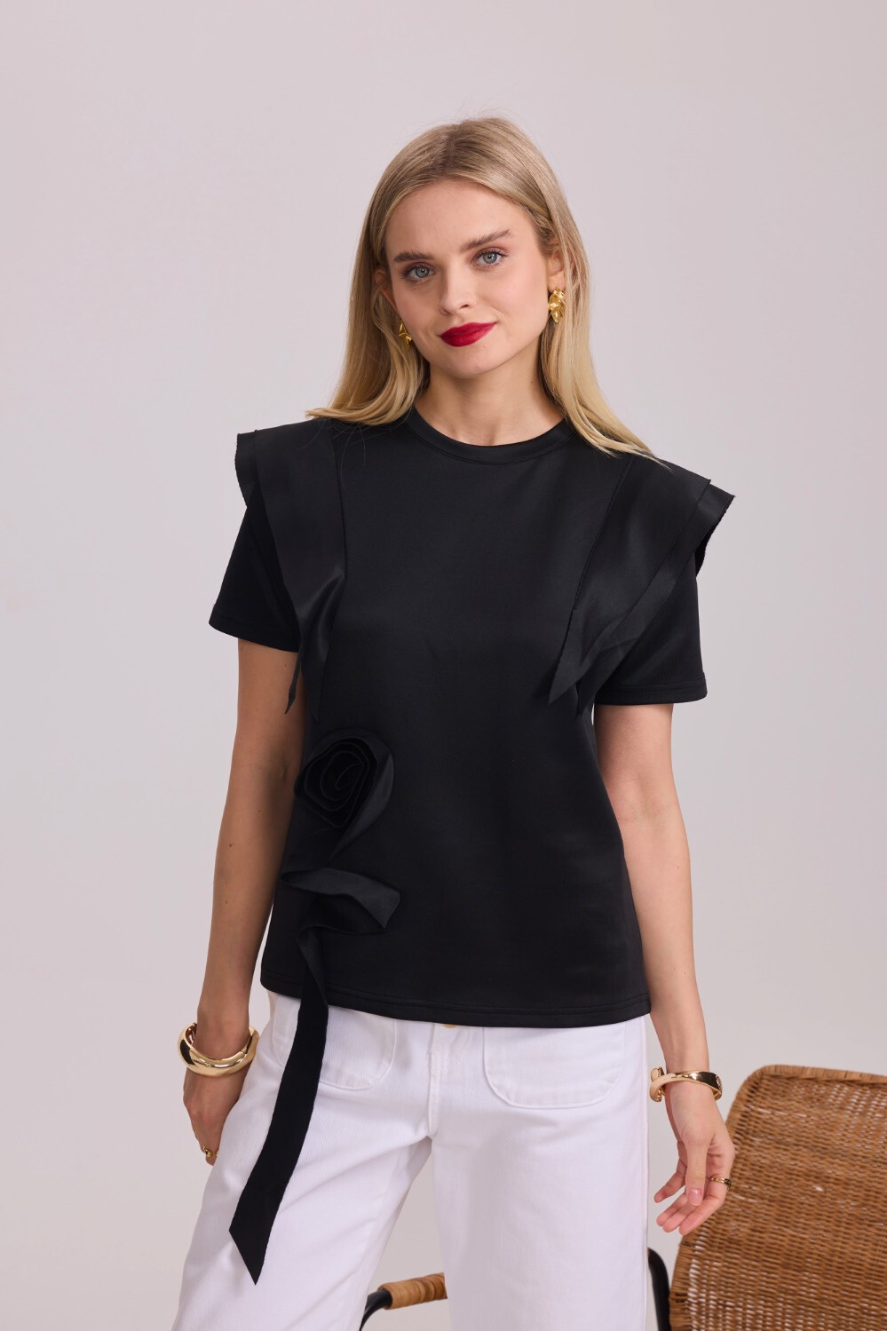 Wholesaler Frime Paris - Casual t-shirt with ruffles and embossed flower