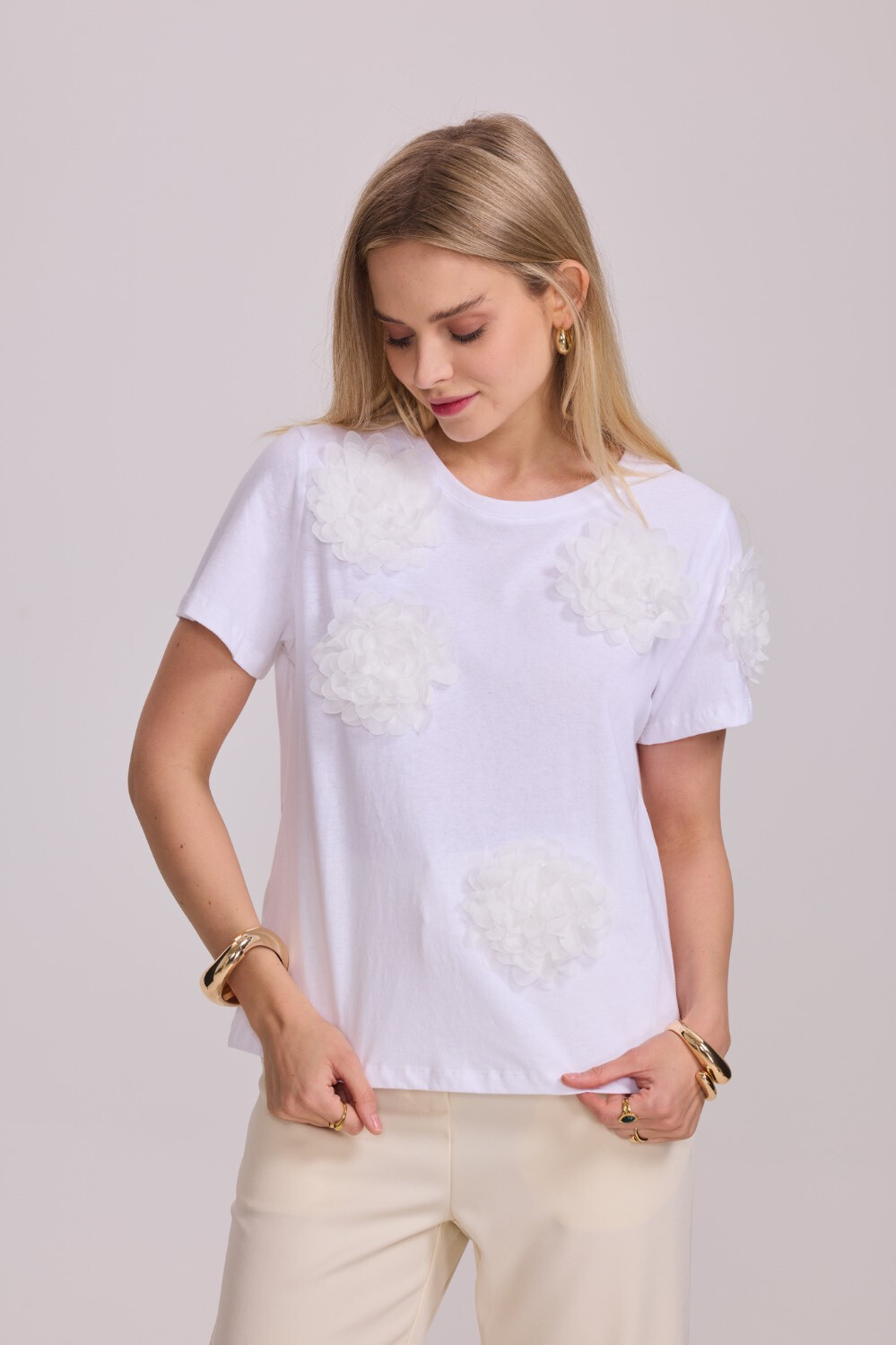 Grossista Frime Paris - Maglietta di cotone con fiori in rilievo